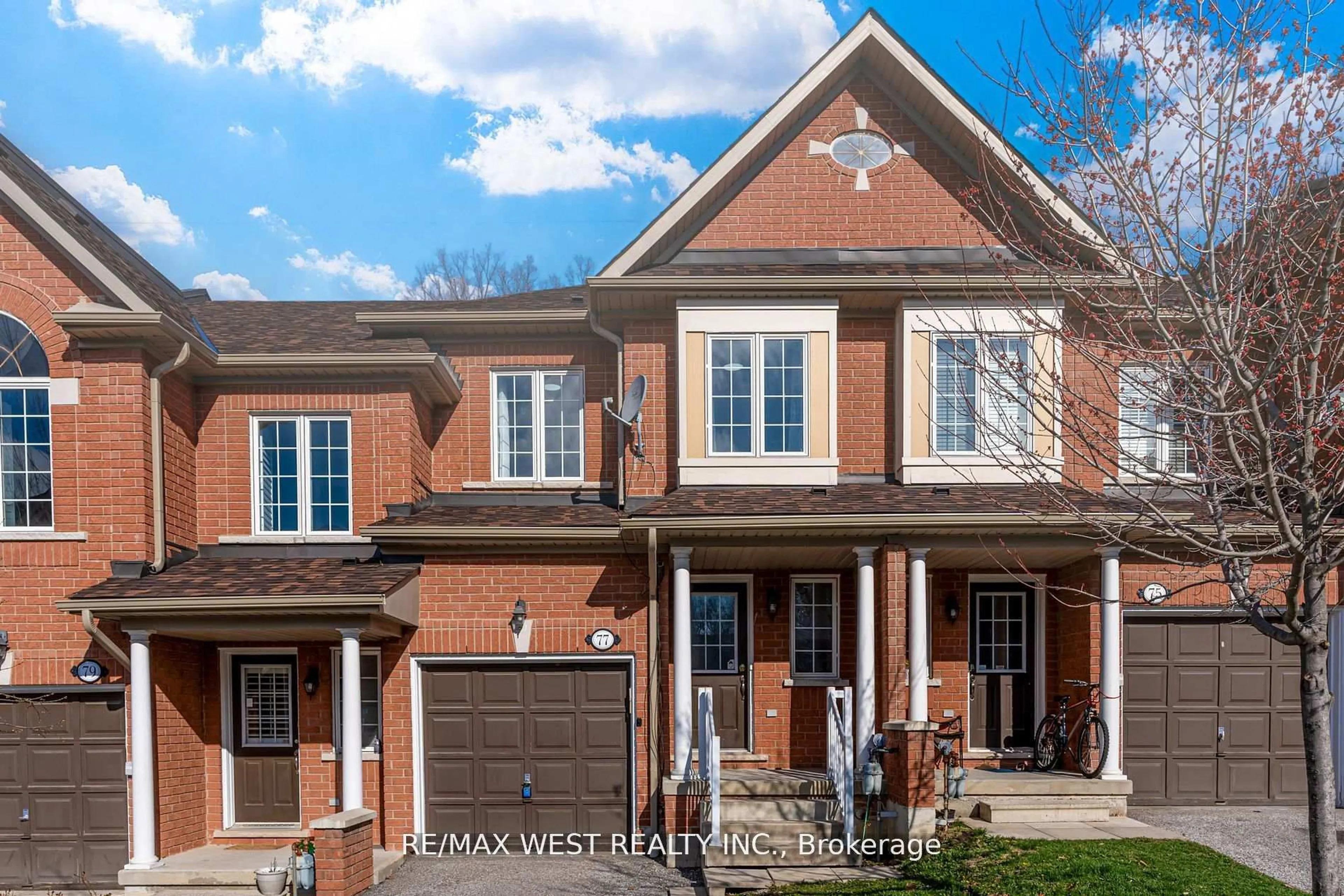 Home with brick exterior material, street for 7360 Zinnia Pl #77, Mississauga Ontario L5W 2A4