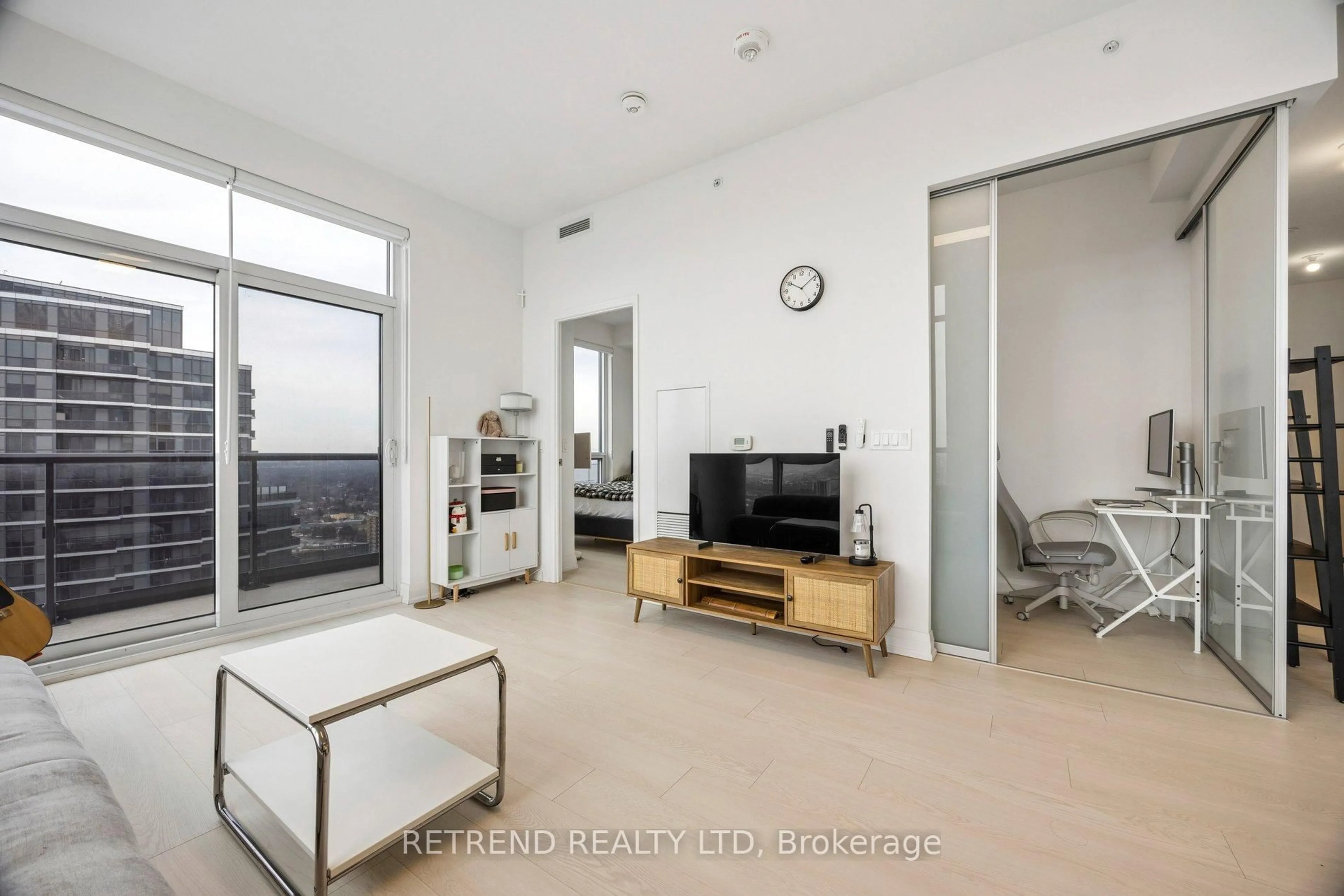 Unknown for 30 Gibbs Rd #3302, Toronto Ontario M9B 0E4