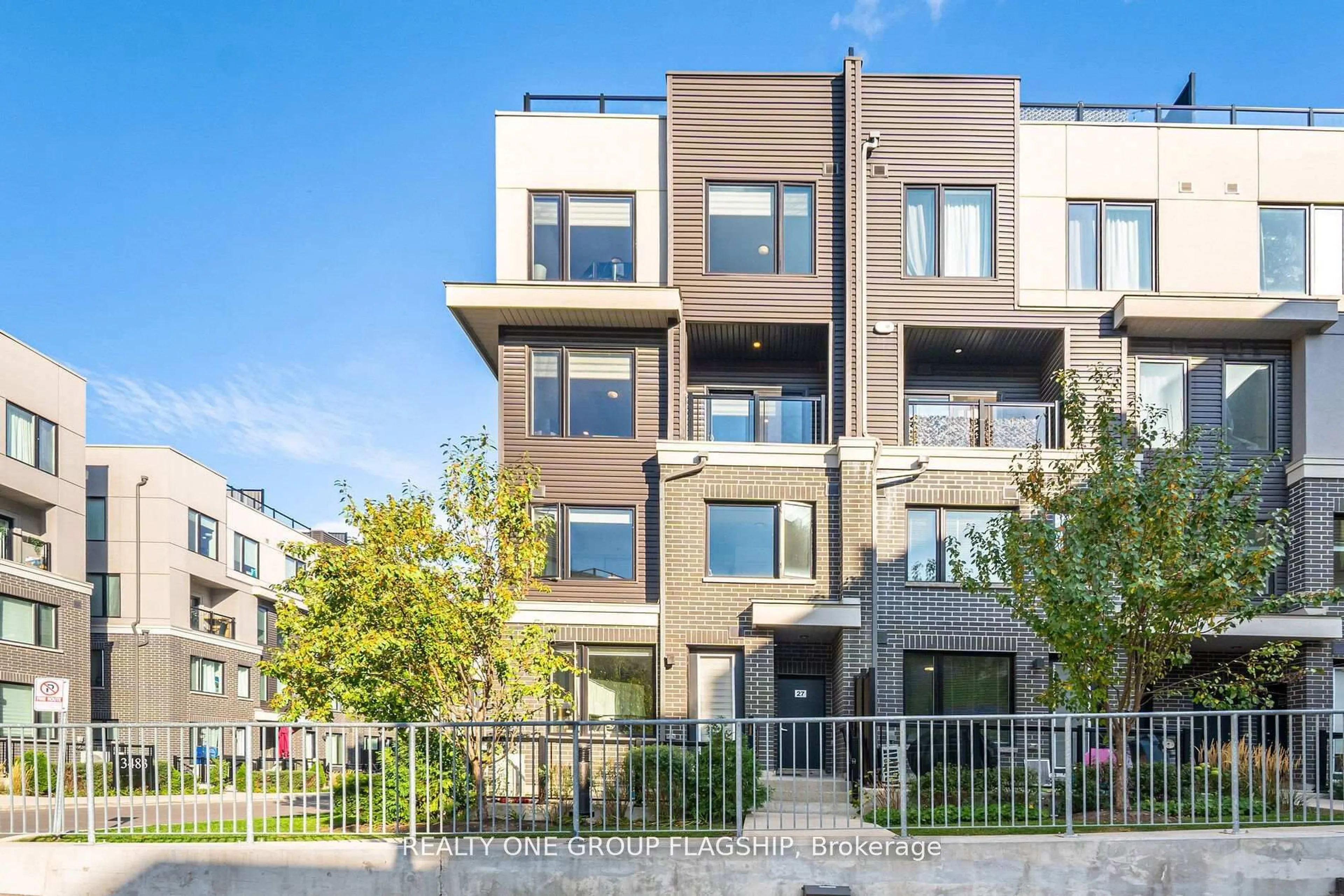 Unknown for 3476 Widdicombe Way #27, Mississauga Ontario L5L 0B8