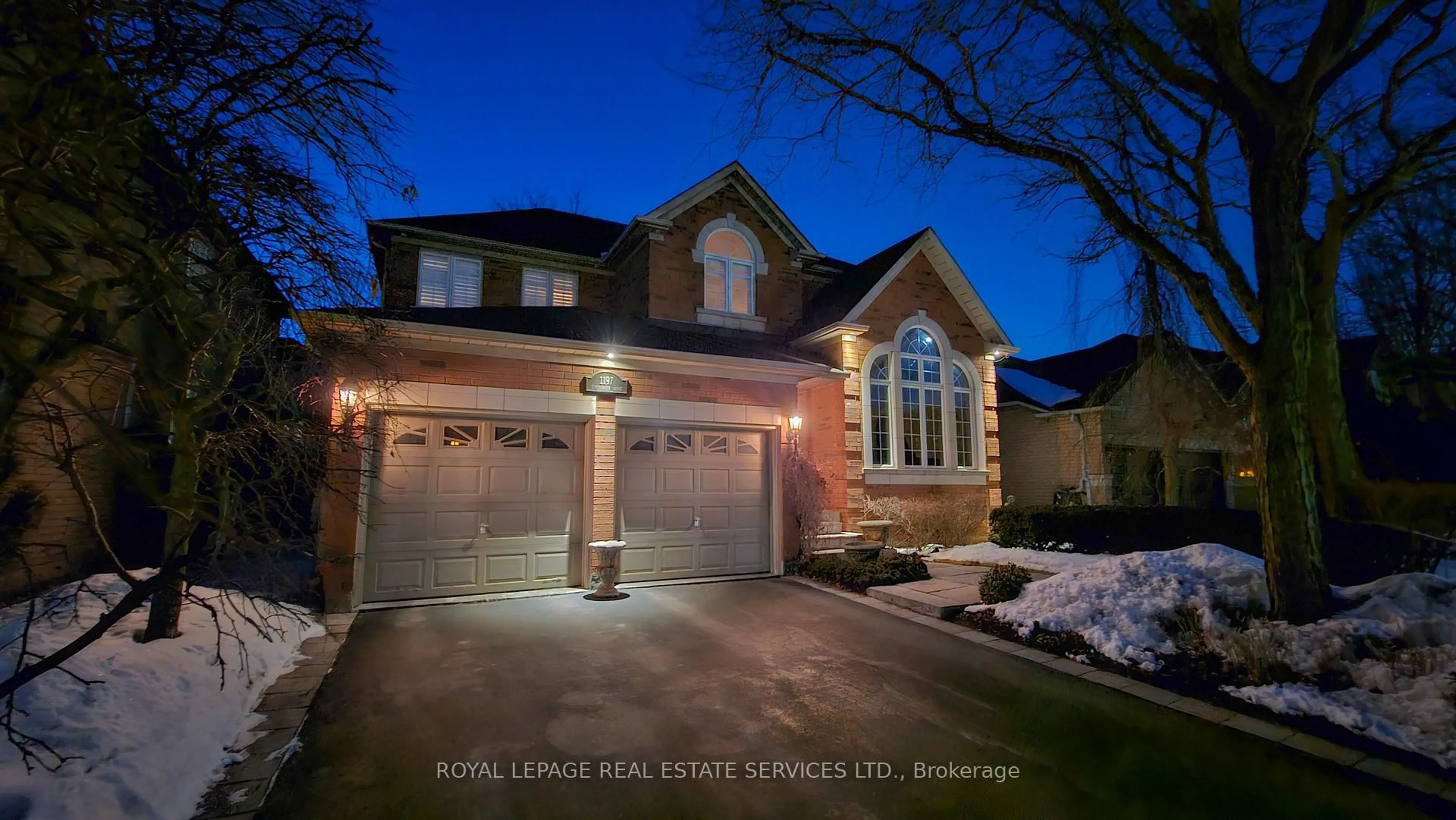Home with brick exterior material, street for 1197 Lindenrock Dr, Oakville Ontario L6H 6T5
