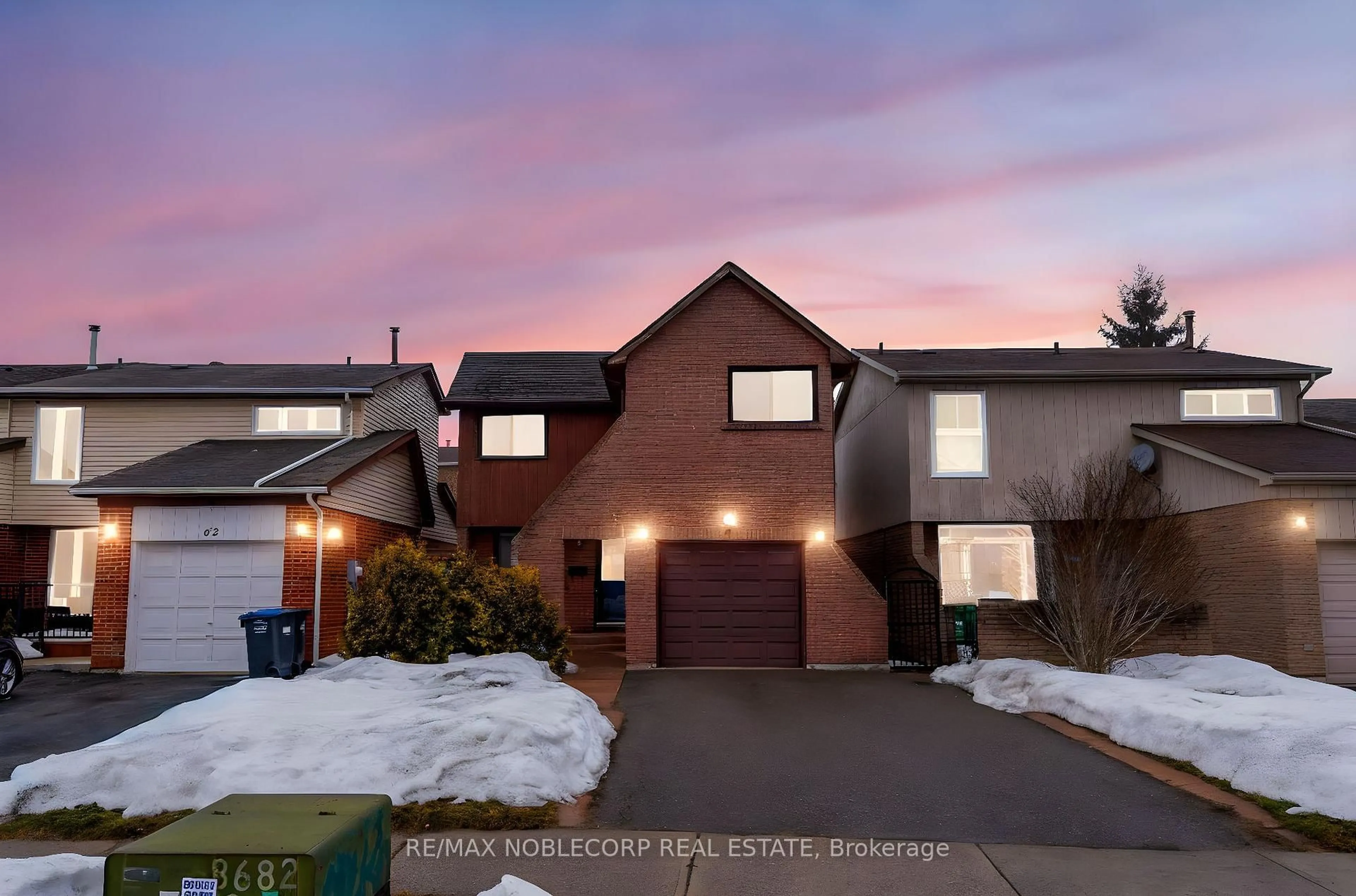 Unknown for 60 Cowan Rd, Brampton Ontario L6X 2P8