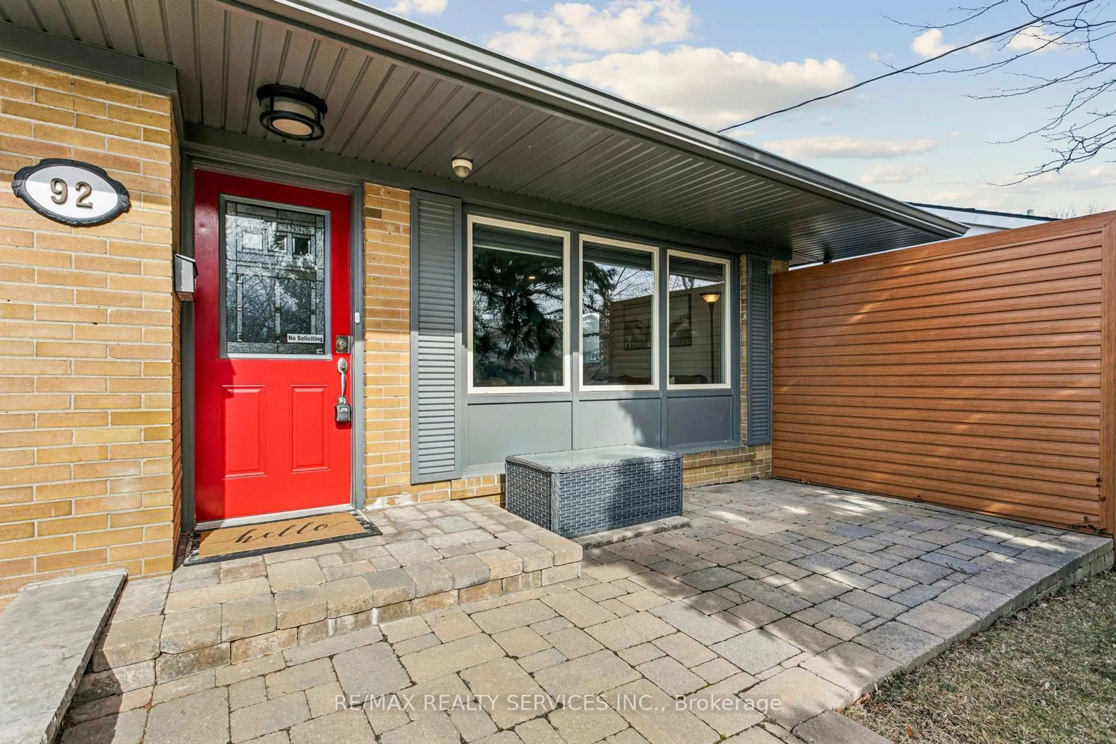 Unknown for 92 Eldomar Ave, Brampton Ontario L6W 1R5