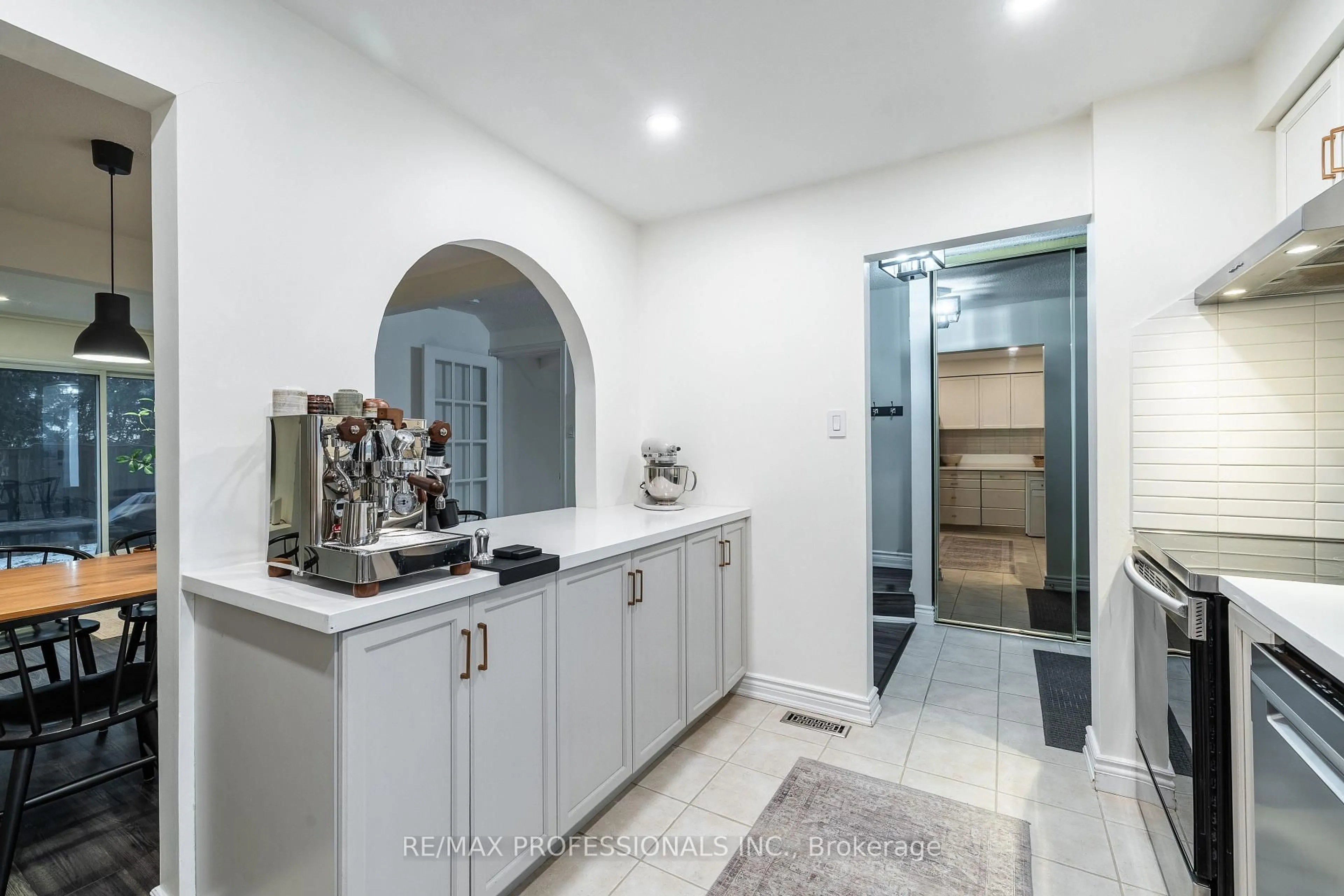 Unknown for 6699 Falconer Dr #TH65, Mississauga Ontario L5N 2E3