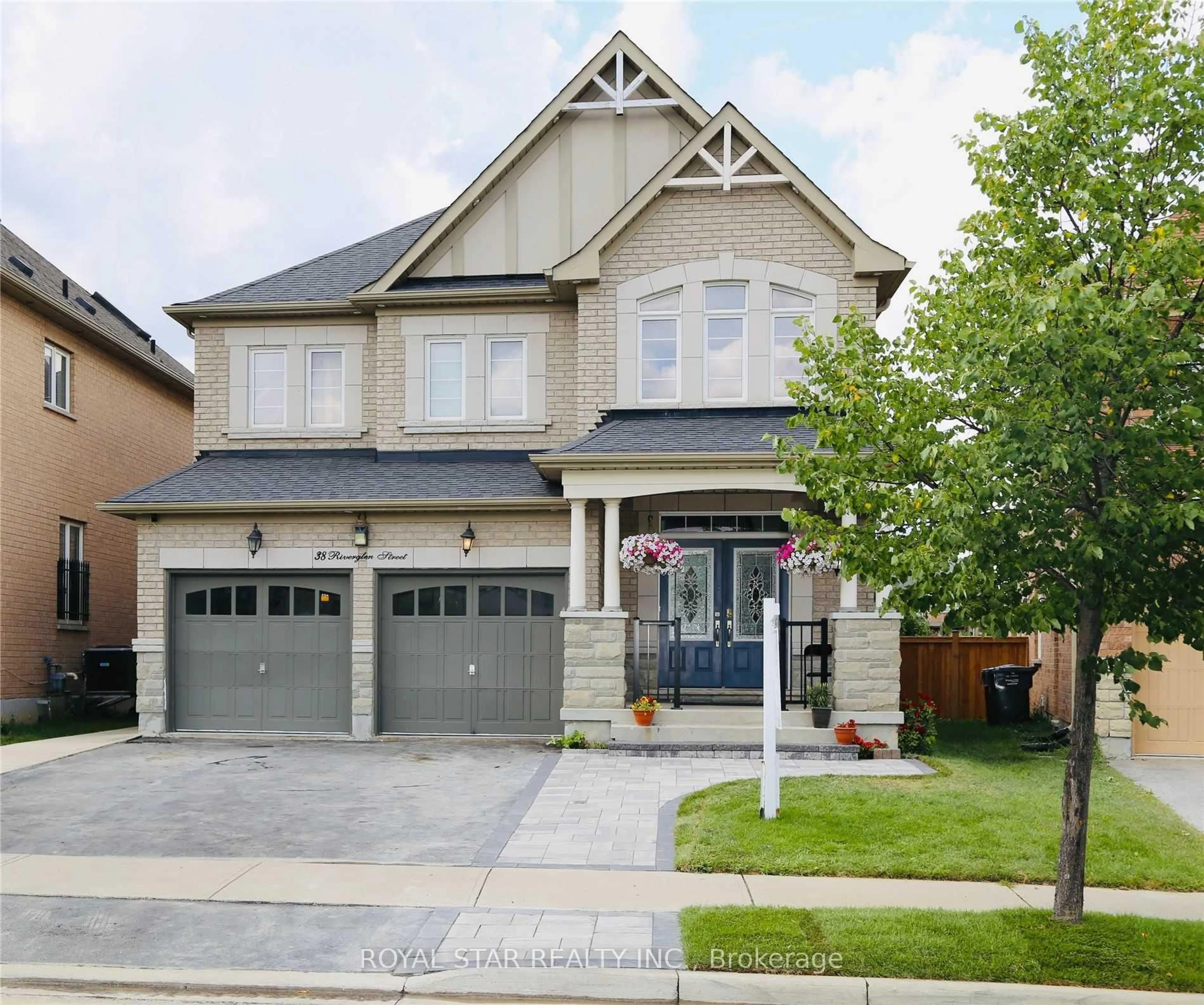 Home with brick exterior material, street for 38 Riverglen St, Brampton Ontario L6P 3C1