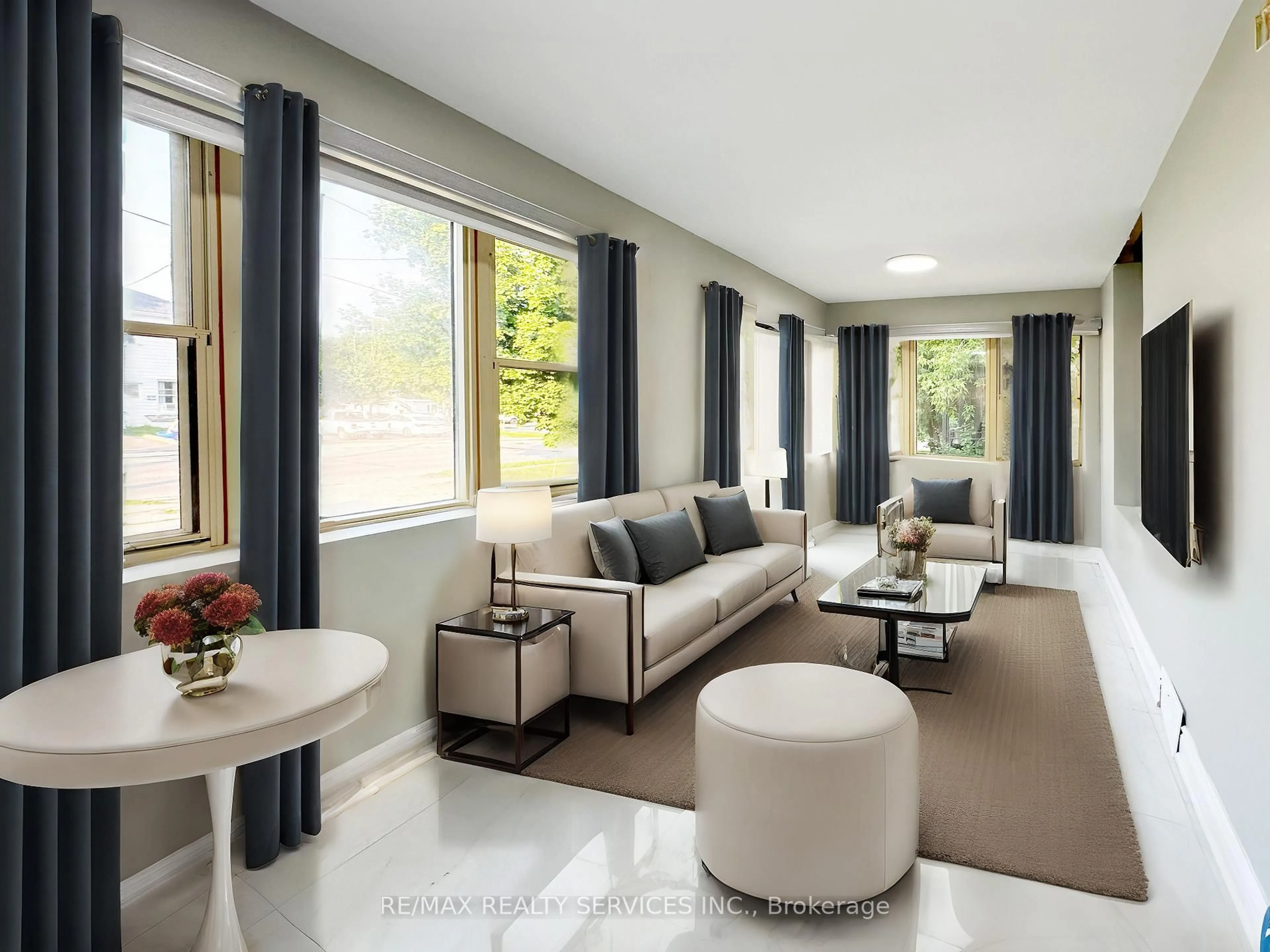 Living room with furniture, unknown for 93 Mill St, Brampton Ontario L6X 1T7