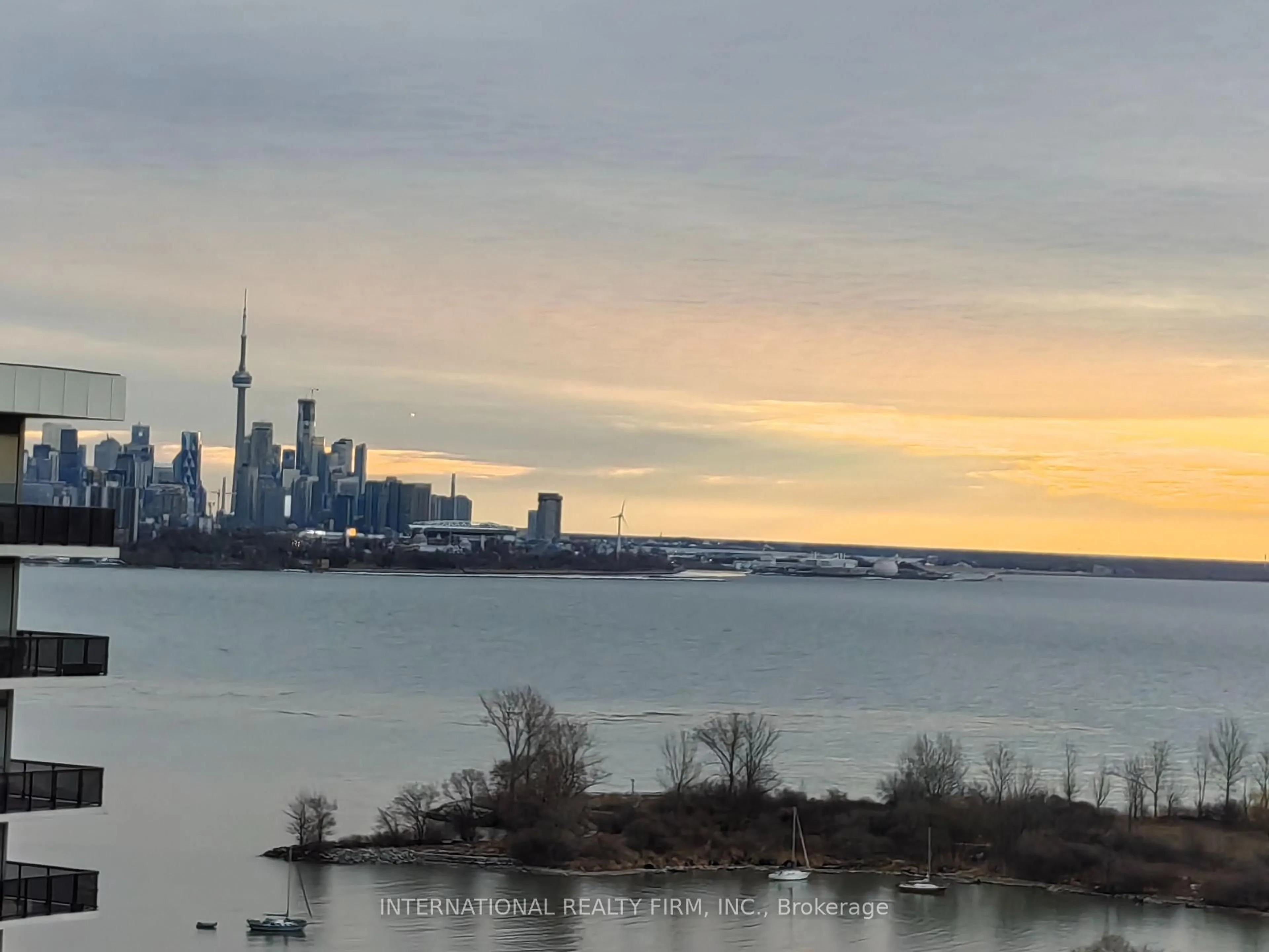 Blurry image for 33 Shore Breeze Dr #1608, Toronto Ontario M8V 0G1