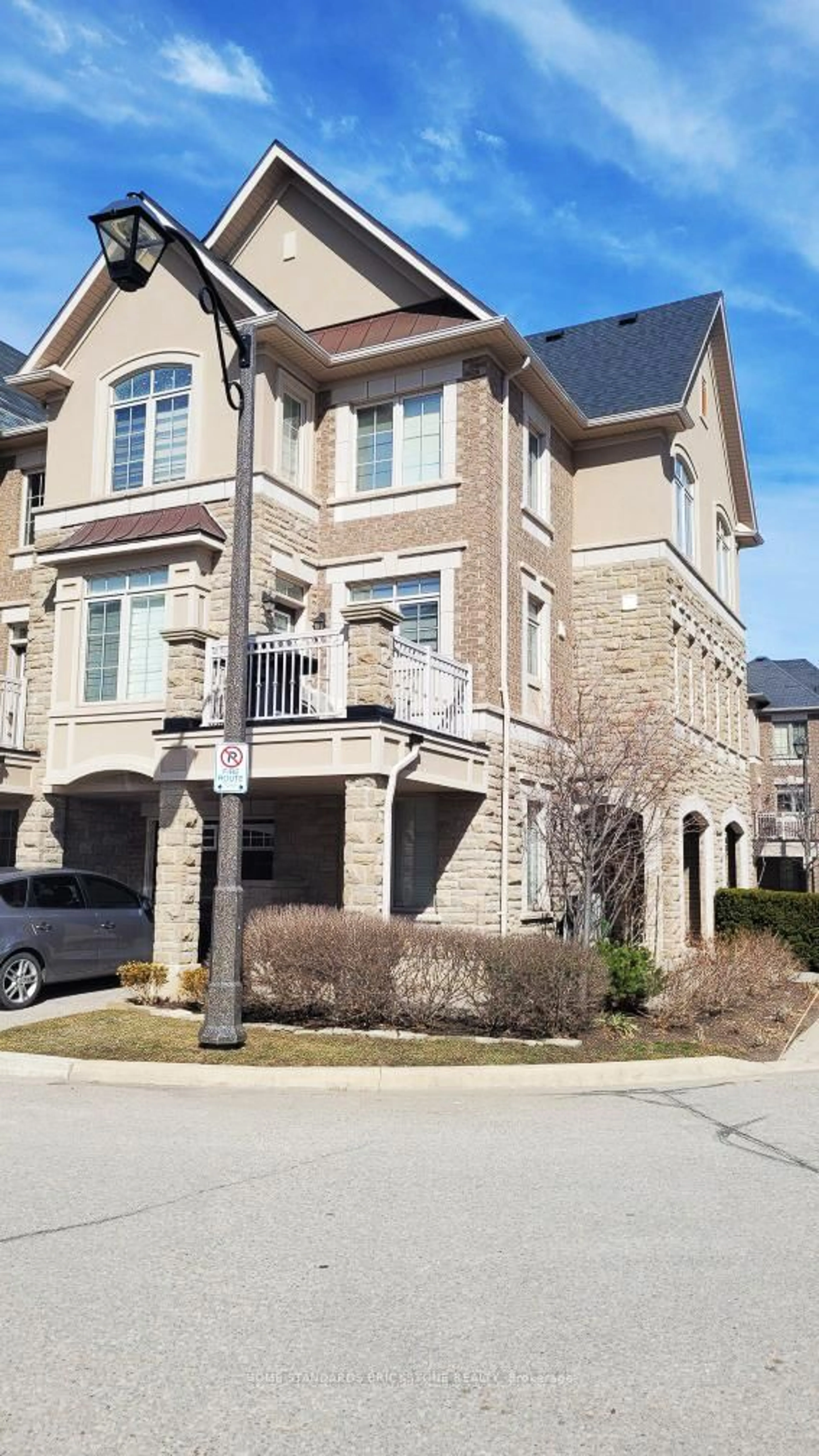 Home with brick exterior material, street for 2435 Greenwich Dr #47, Oakville Ontario L6M 0S4