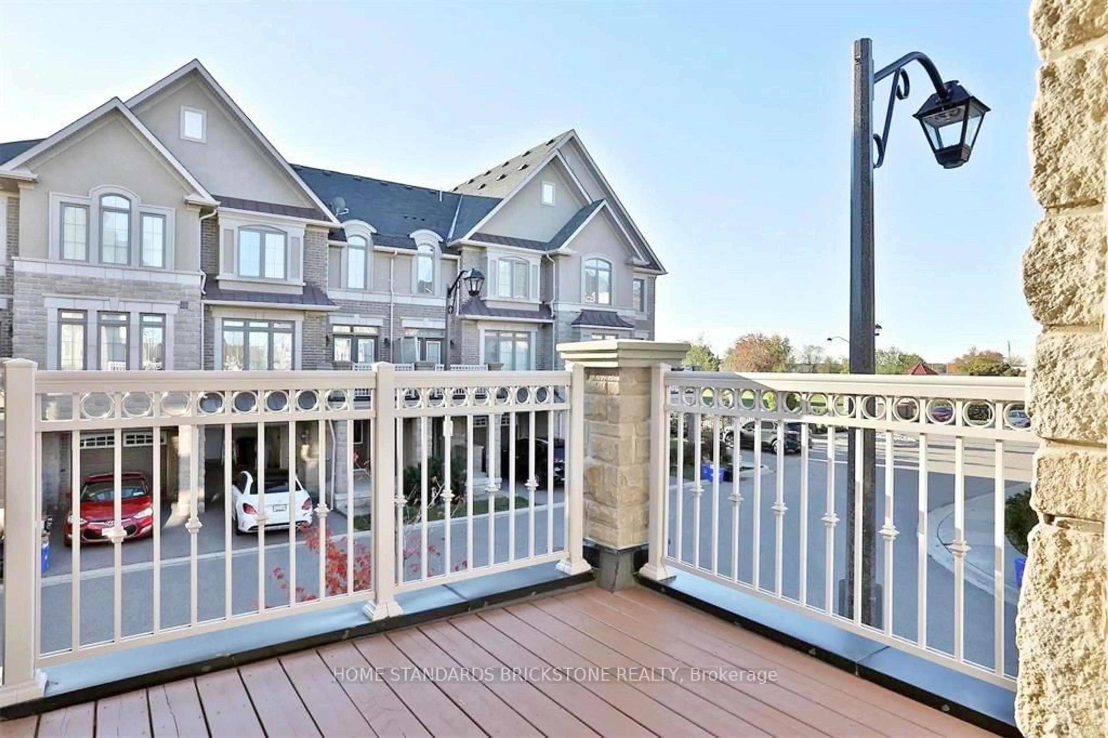 Patio, water/lake/river/ocean view for 2435 Greenwich Dr #47, Oakville Ontario L6M 0S4