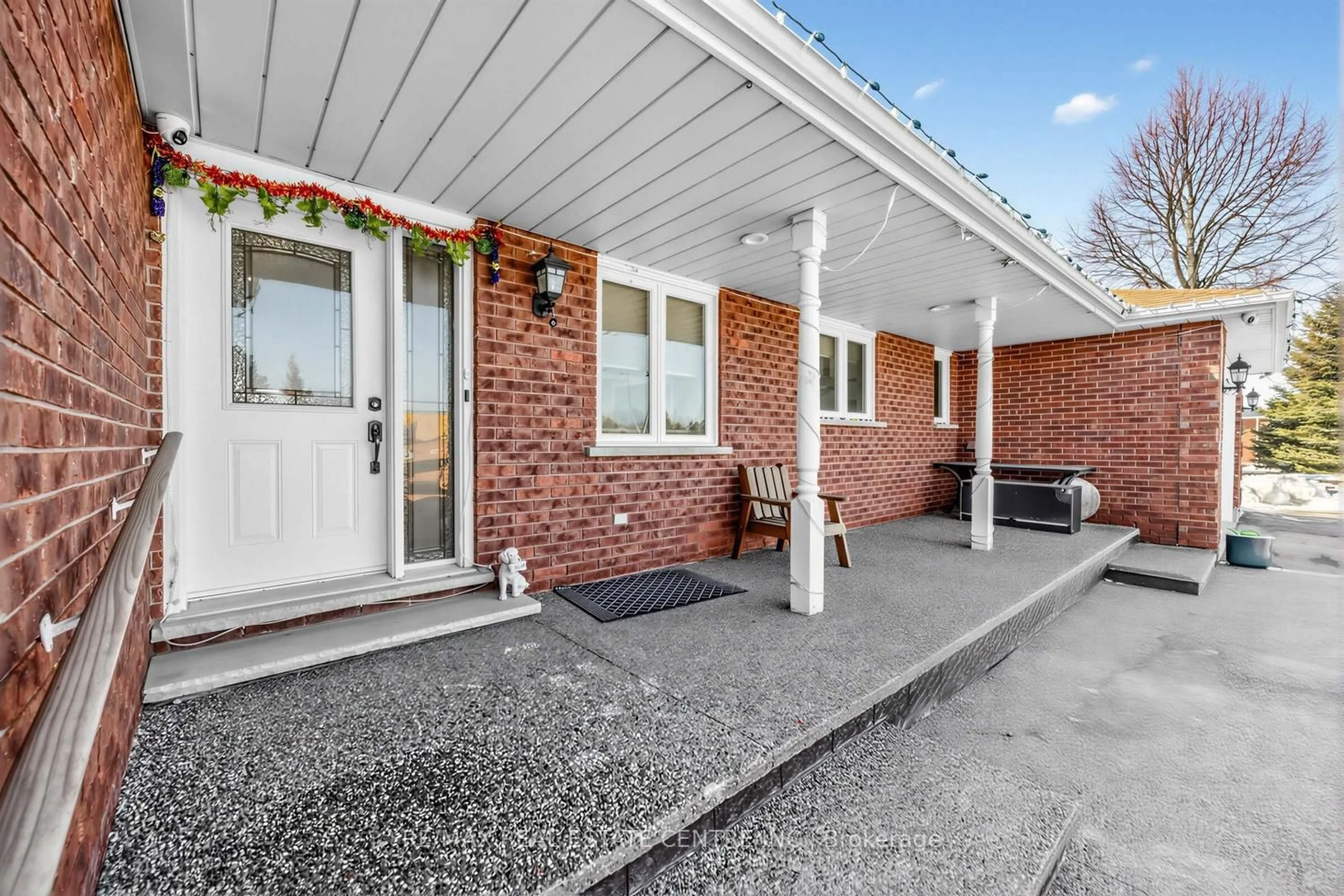 Home with brick exterior material, street for 12378 Mississauga Rd, Caledon Ontario L7C 1W1