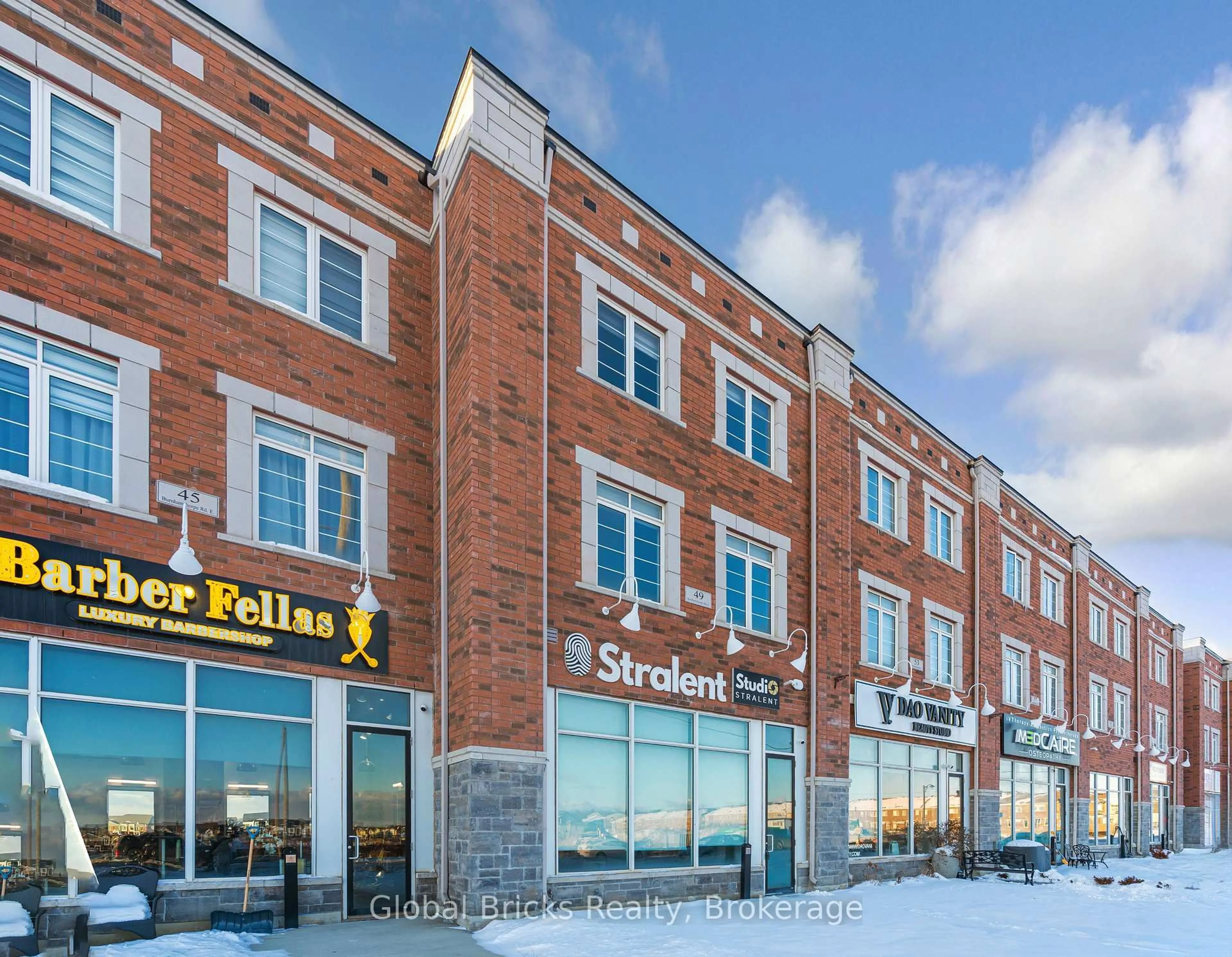 Unknown for 49 Burnhamthorpe Rd, Oakville Ontario L6H 7C8