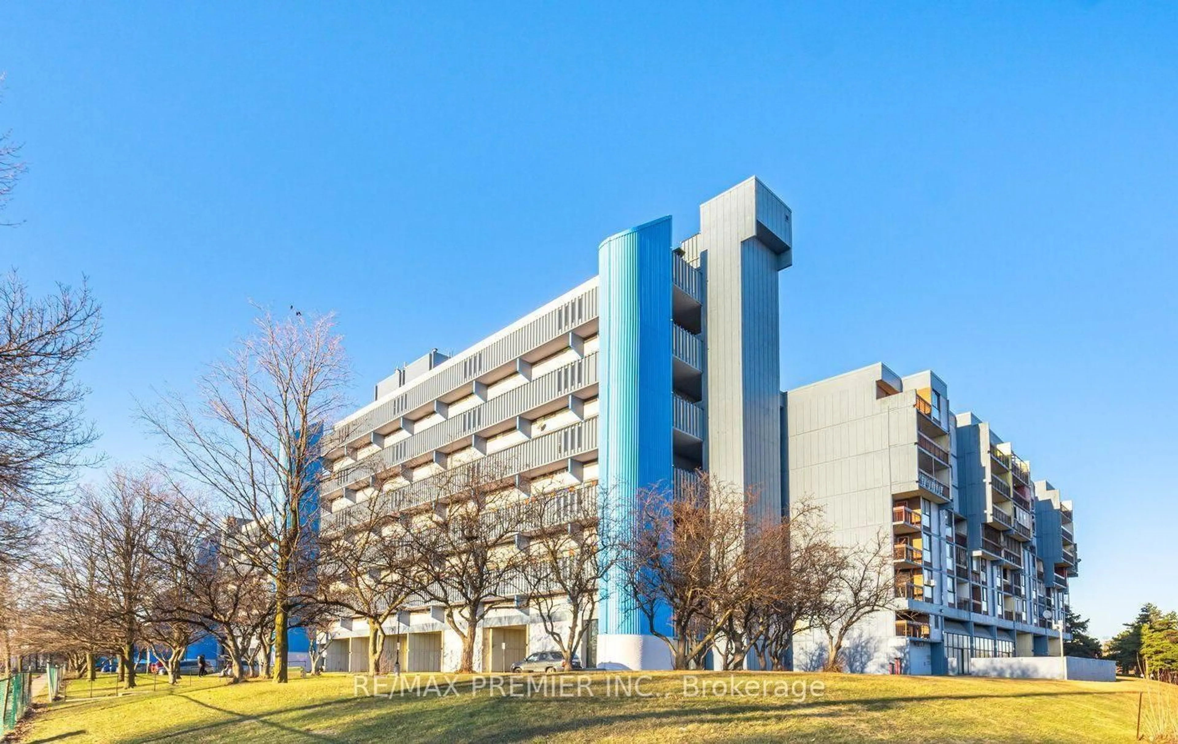 Unknown for 4645 Jane St #720, Toronto Ontario M3N 2K9