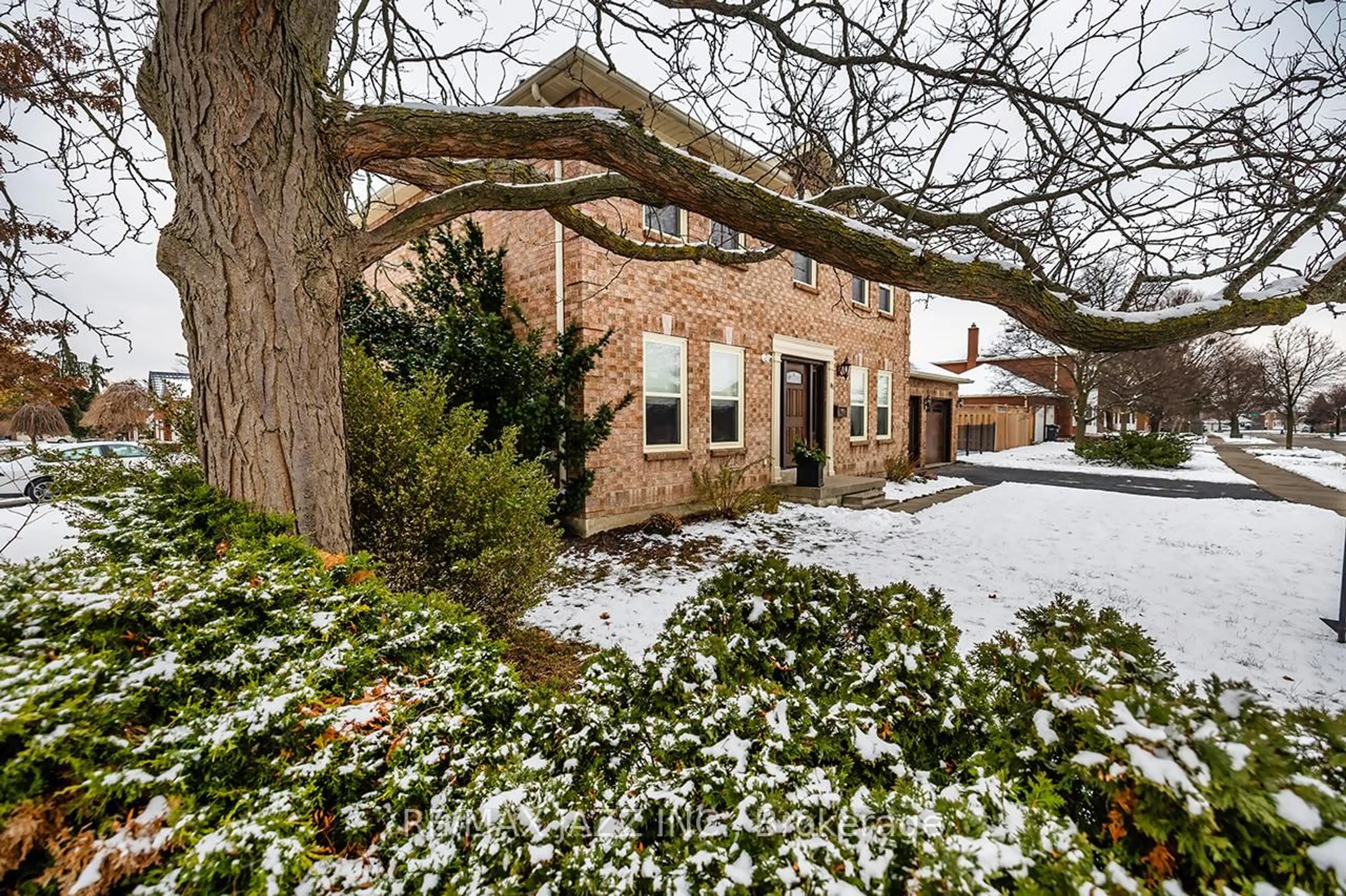 Home with brick exterior material, street for 81 Burgby Ave, Brampton Ontario L6X 3E2