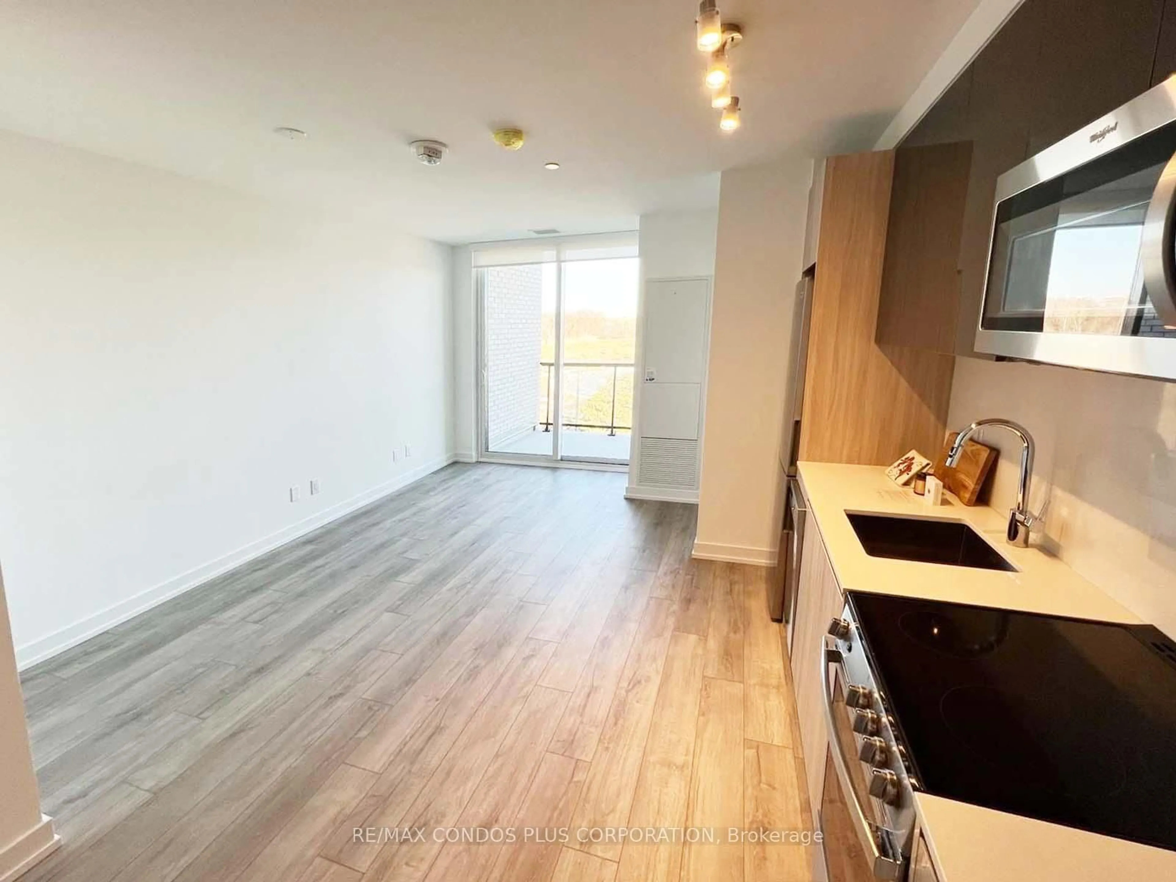 A pic of a room for 3100 Keele St #619, Toronto Ontario M3M 0E1