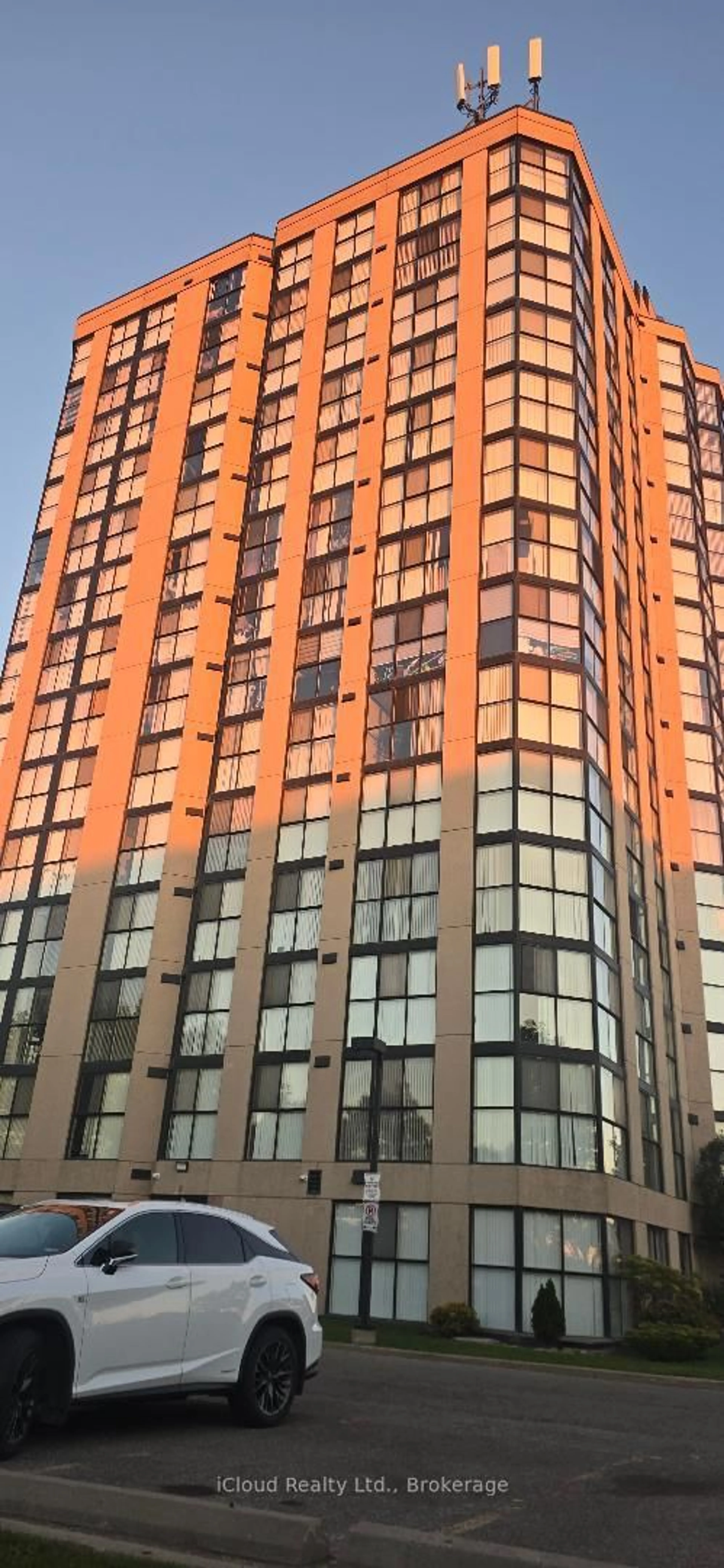 Unknown for 600 Rexdale Blvd #706, Toronto Ontario M9W 6T4