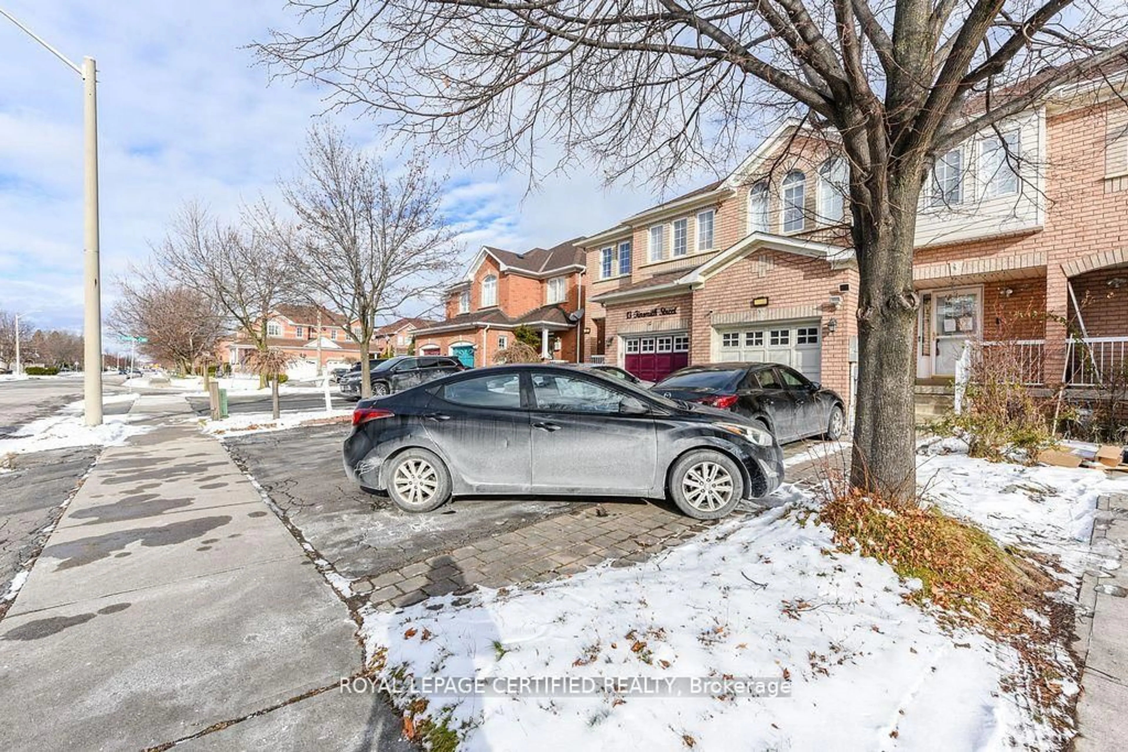 Unknown for 15 Tinsmith St, Brampton Ontario L7A 1N3
