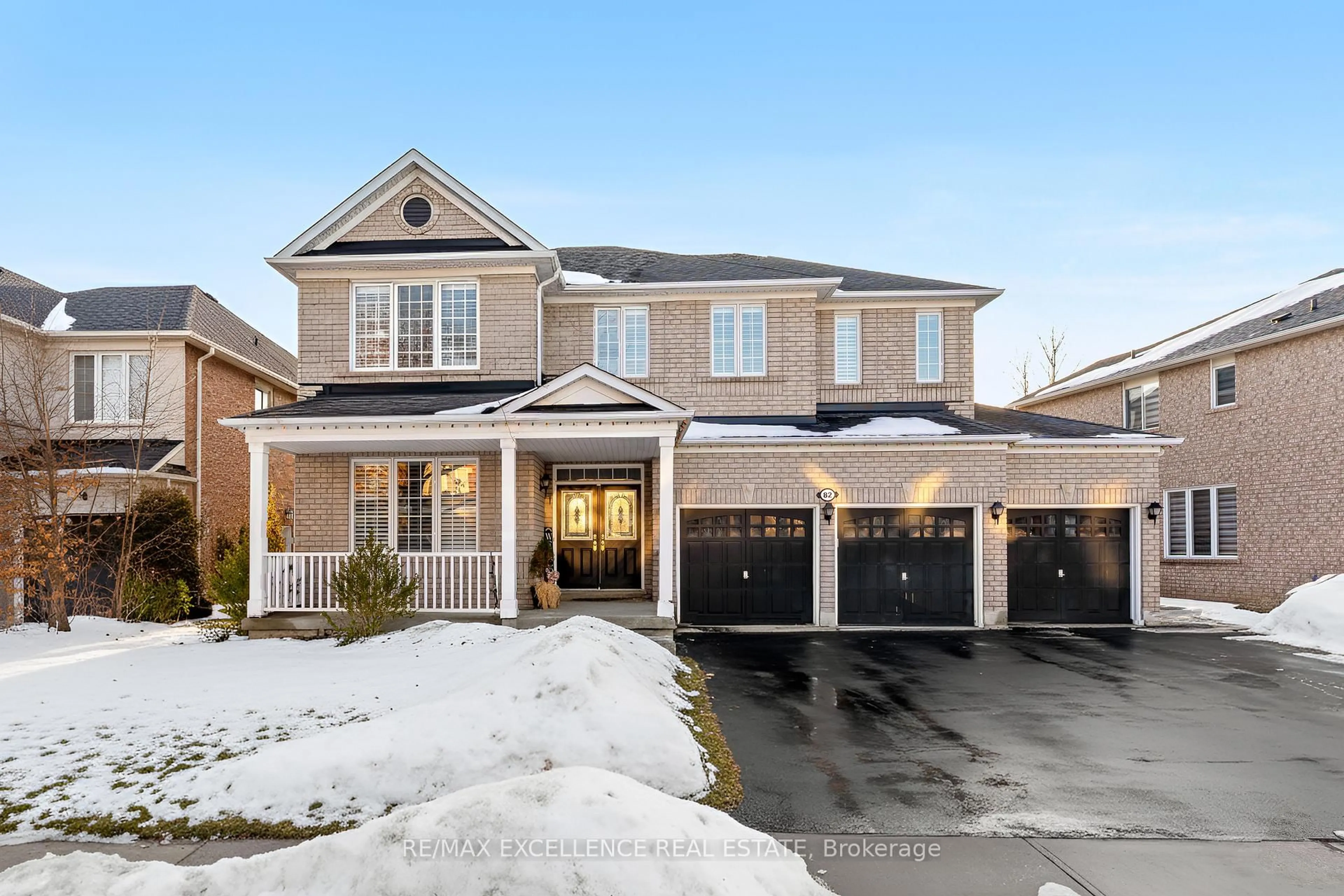 Home with brick exterior material, street for 82 Bloomsbury Ave, Brampton Ontario L6P 1S6