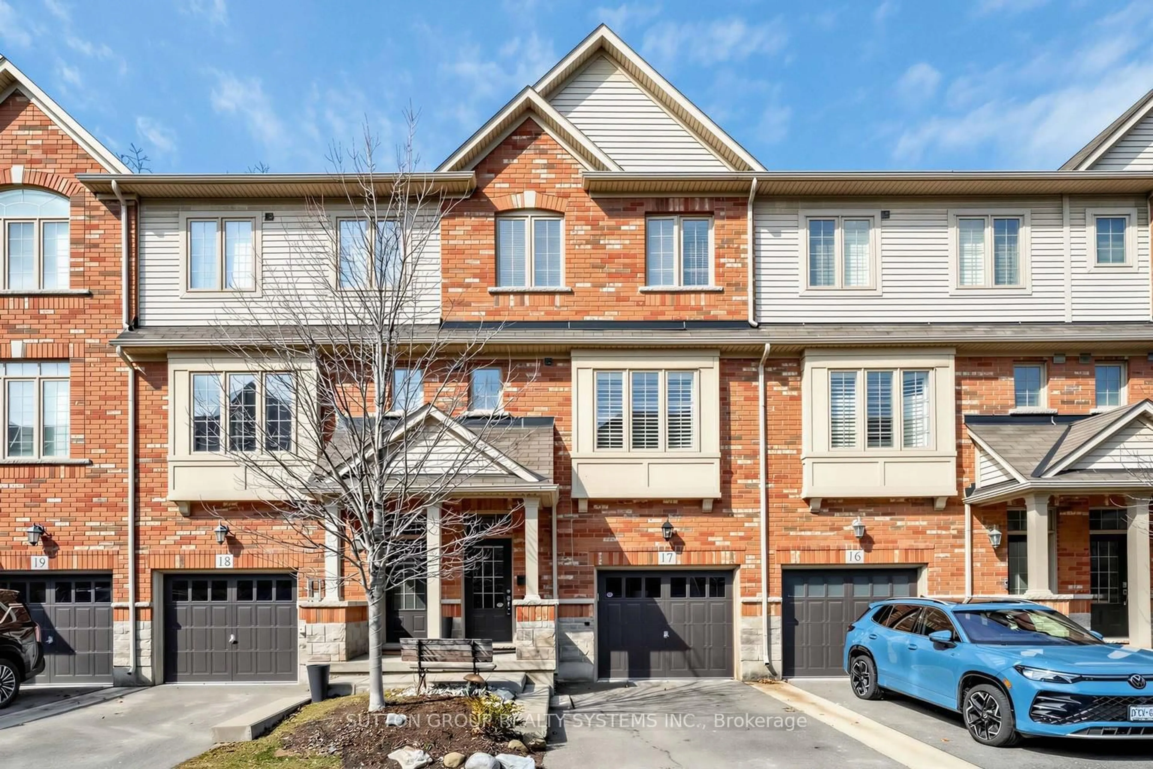 Home with brick exterior material, street for 4165 Upper Middle Rd #17, Burlington Ontario L7M 0V4