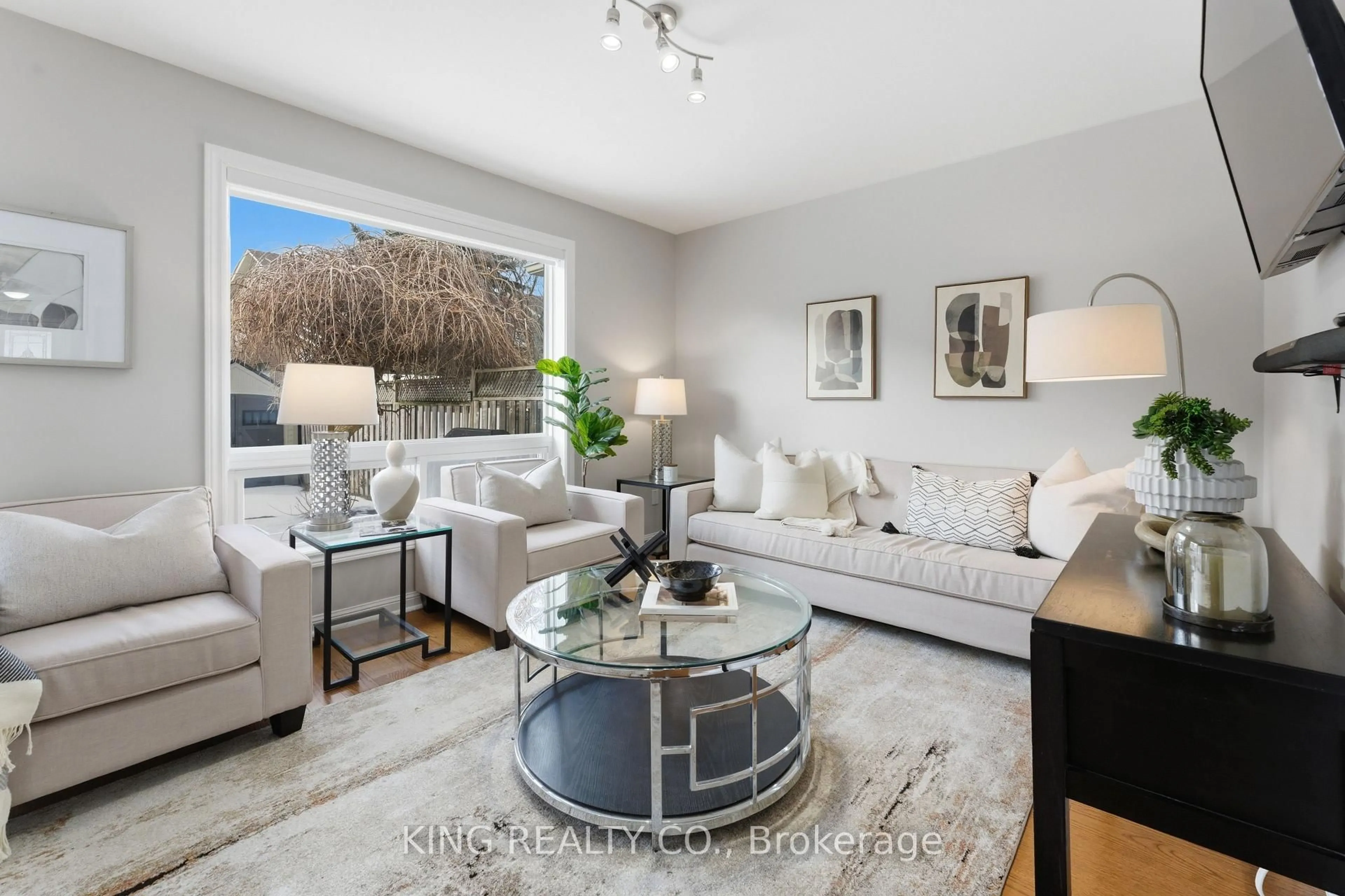 Living room with furniture, unknown for 415 Baverstock Cres, Milton Ontario L9T 5K7