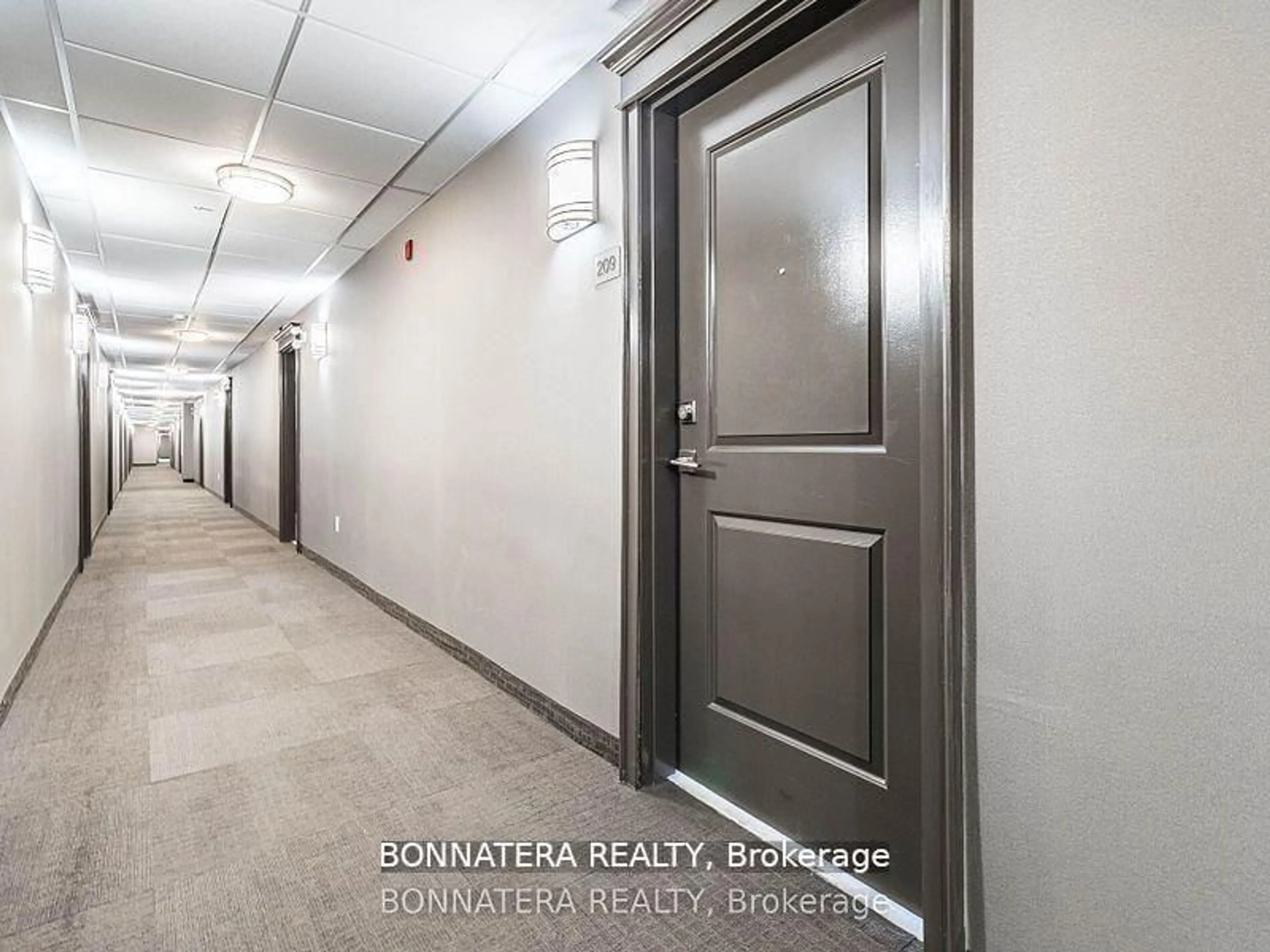 Unknown for 5010 CORPORATE Dr #209, Burlington Ontario L7L 0H6