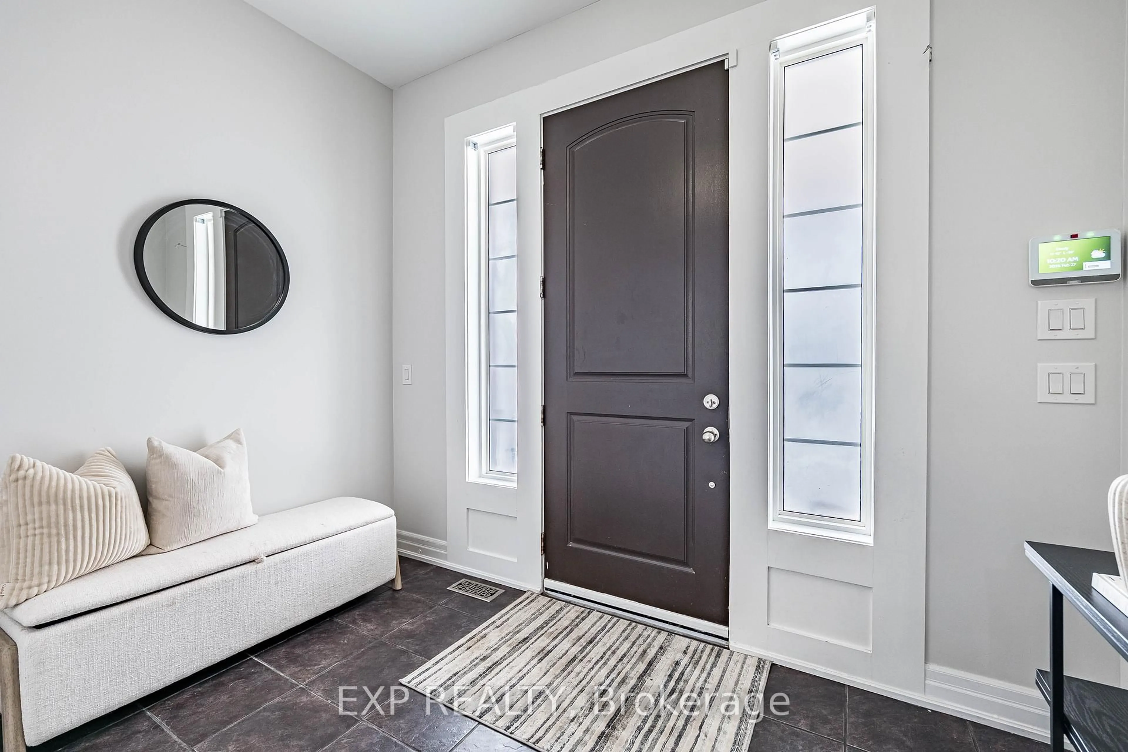 Indoor entryway for 61 Playfair Terr, Milton Ontario L9T 0S5