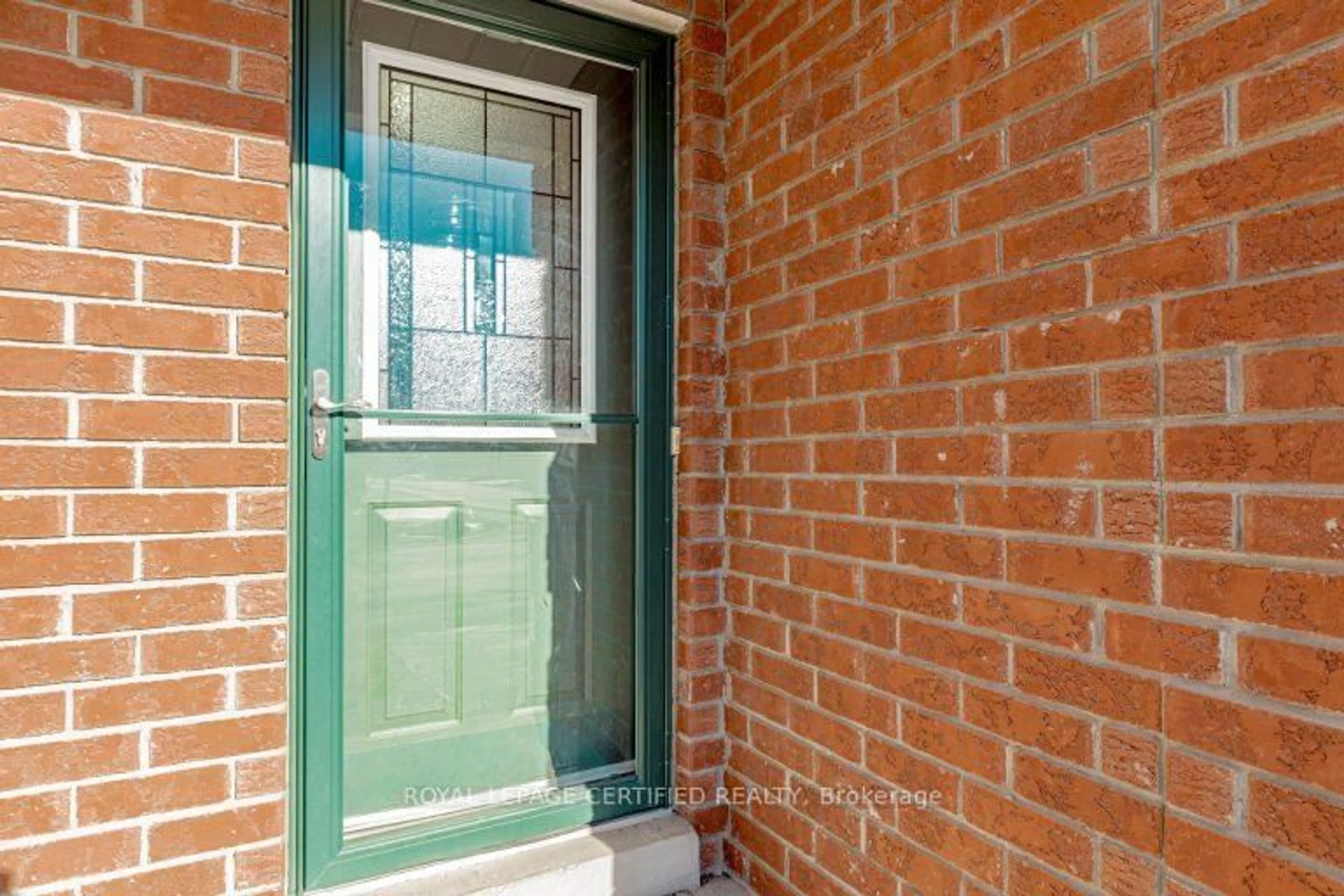 Unknown for 711 POPLAR Rd, Milton Ontario L9T 5X2