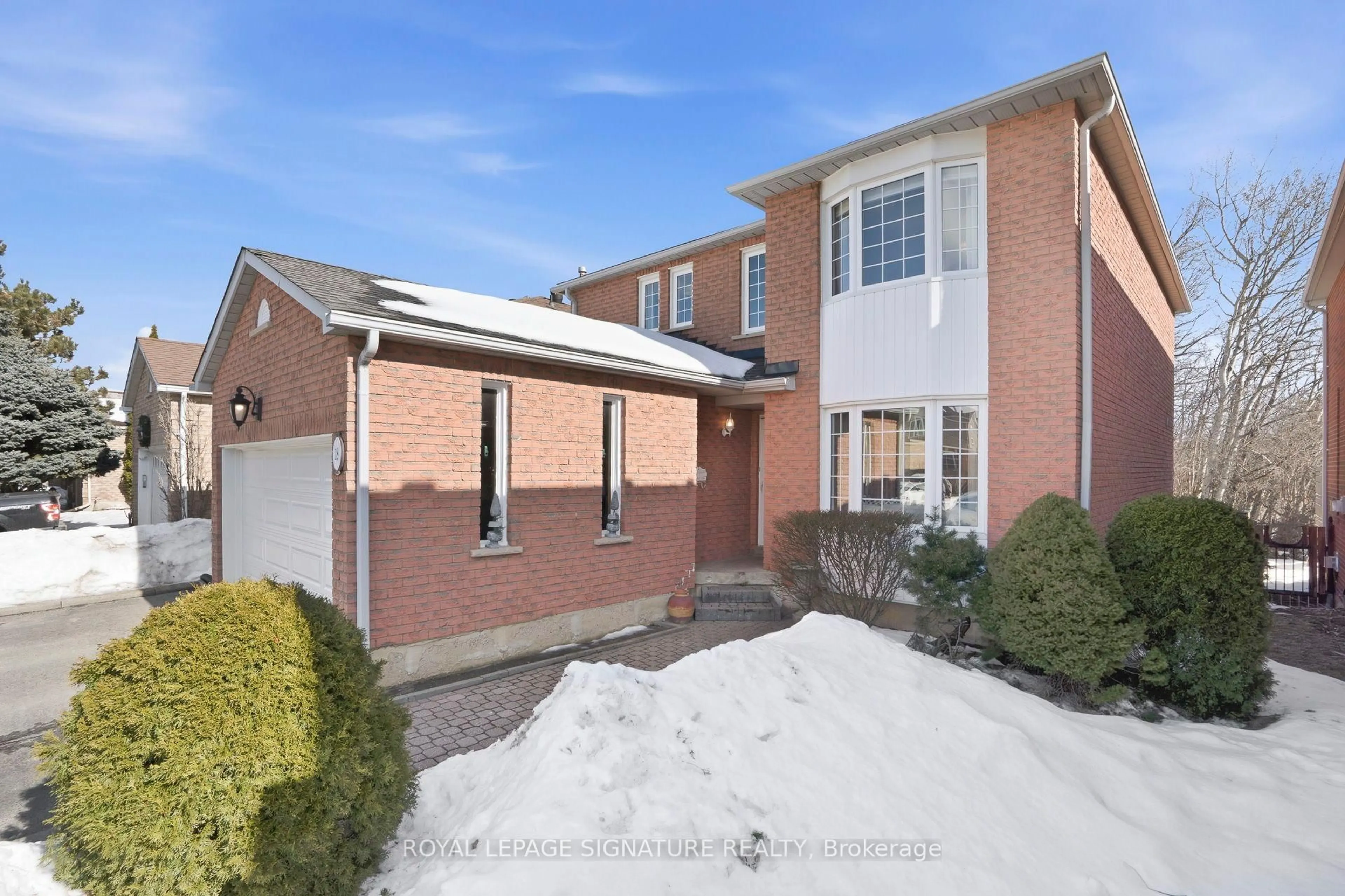 Unknown for 18 Webster Way, Halton Hills Ontario L7G 5J7