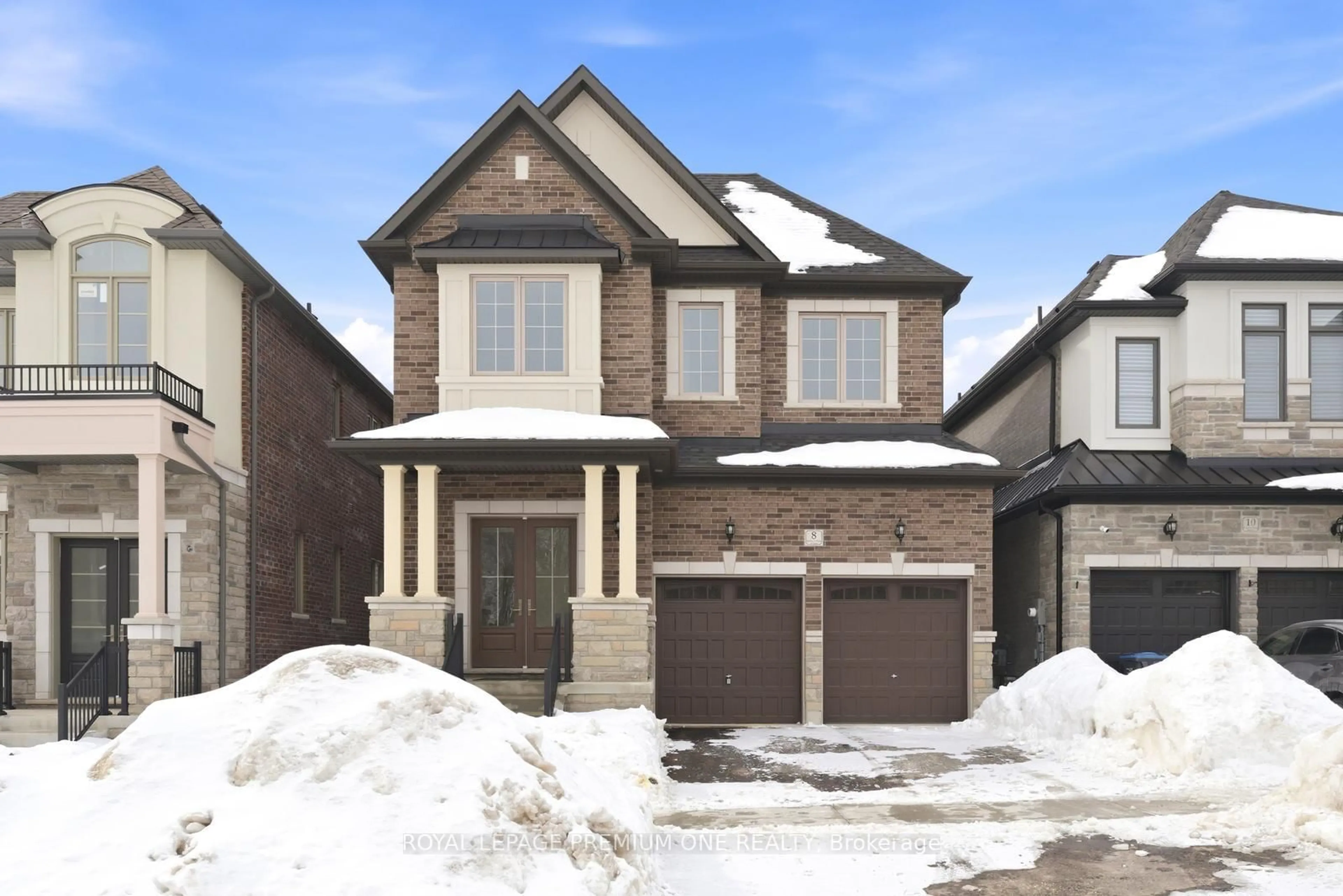 Home with brick exterior material, street for 8 Raspberry Ridge Ave, Caledon Ontario L7C 1R5