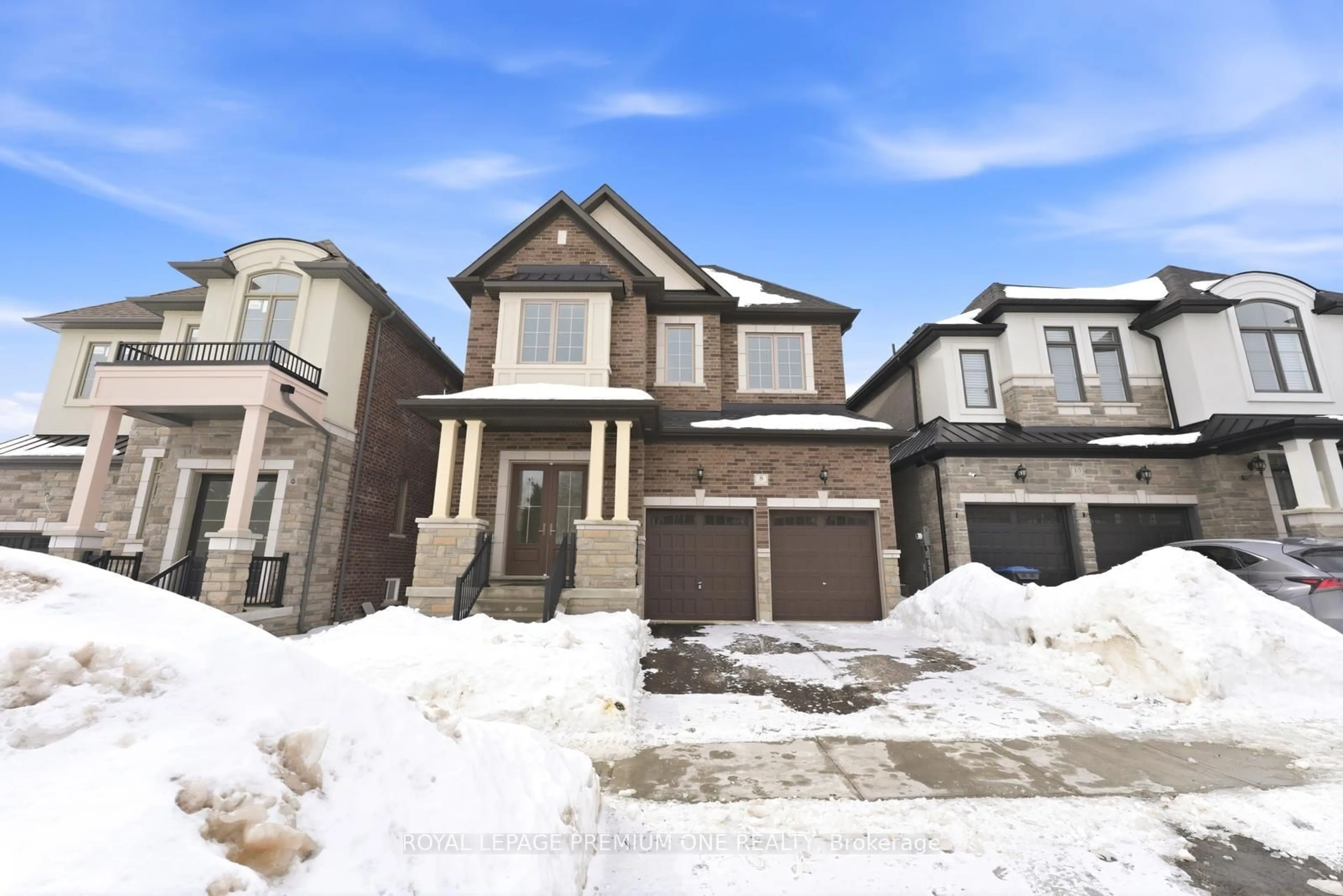 Home with brick exterior material, street for 8 Raspberry Ridge Ave, Caledon Ontario L7C 1R5