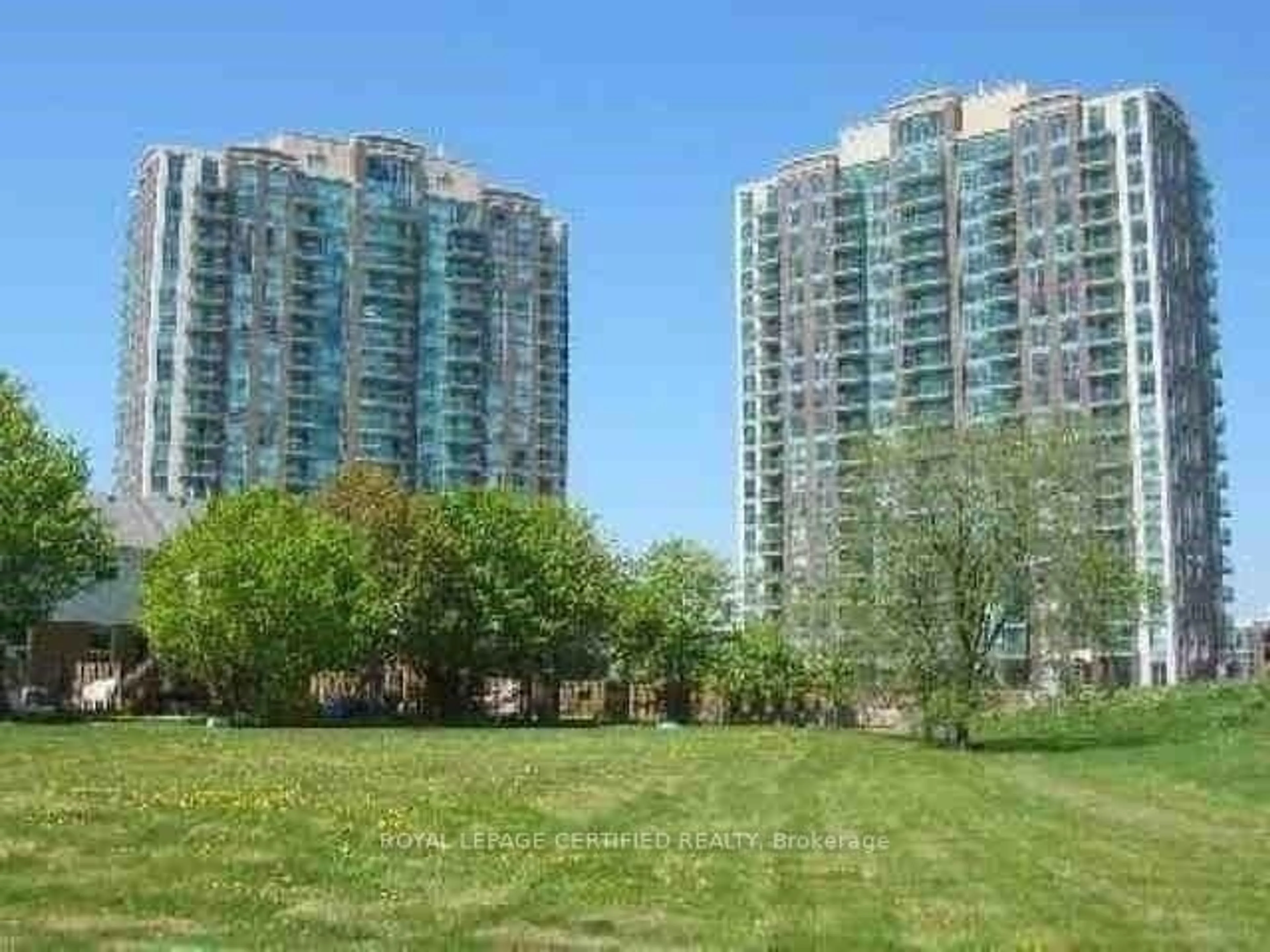 A pic from outside/outdoor area/front of a property/back of a property/a pic from drone, city buildings view from balcony for 4889 Kimbermount Ave #304, Mississauga Ontario L5M 7K8