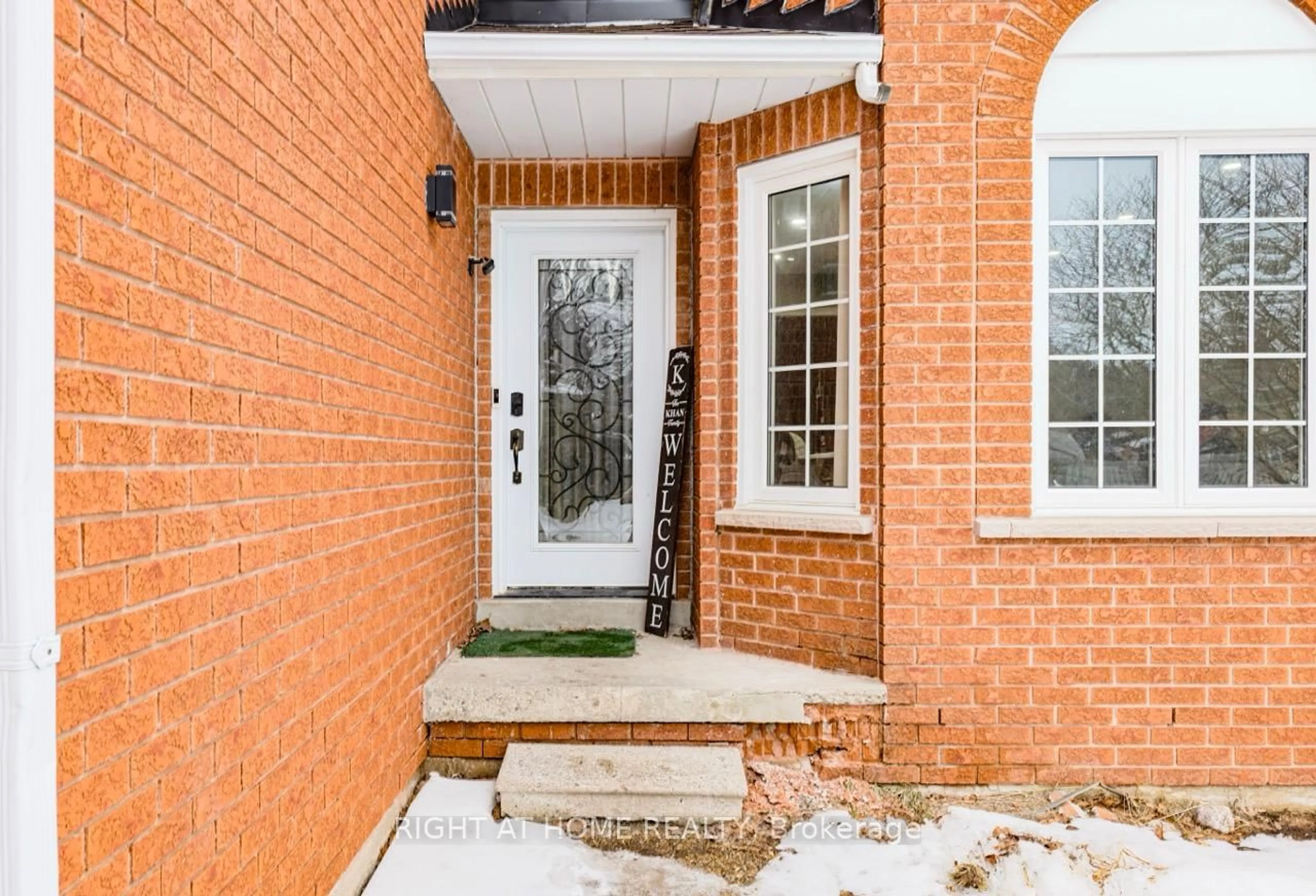 Home with brick exterior material, street for 3391 Cajun Cres, Mississauga Ontario L5L 5T8