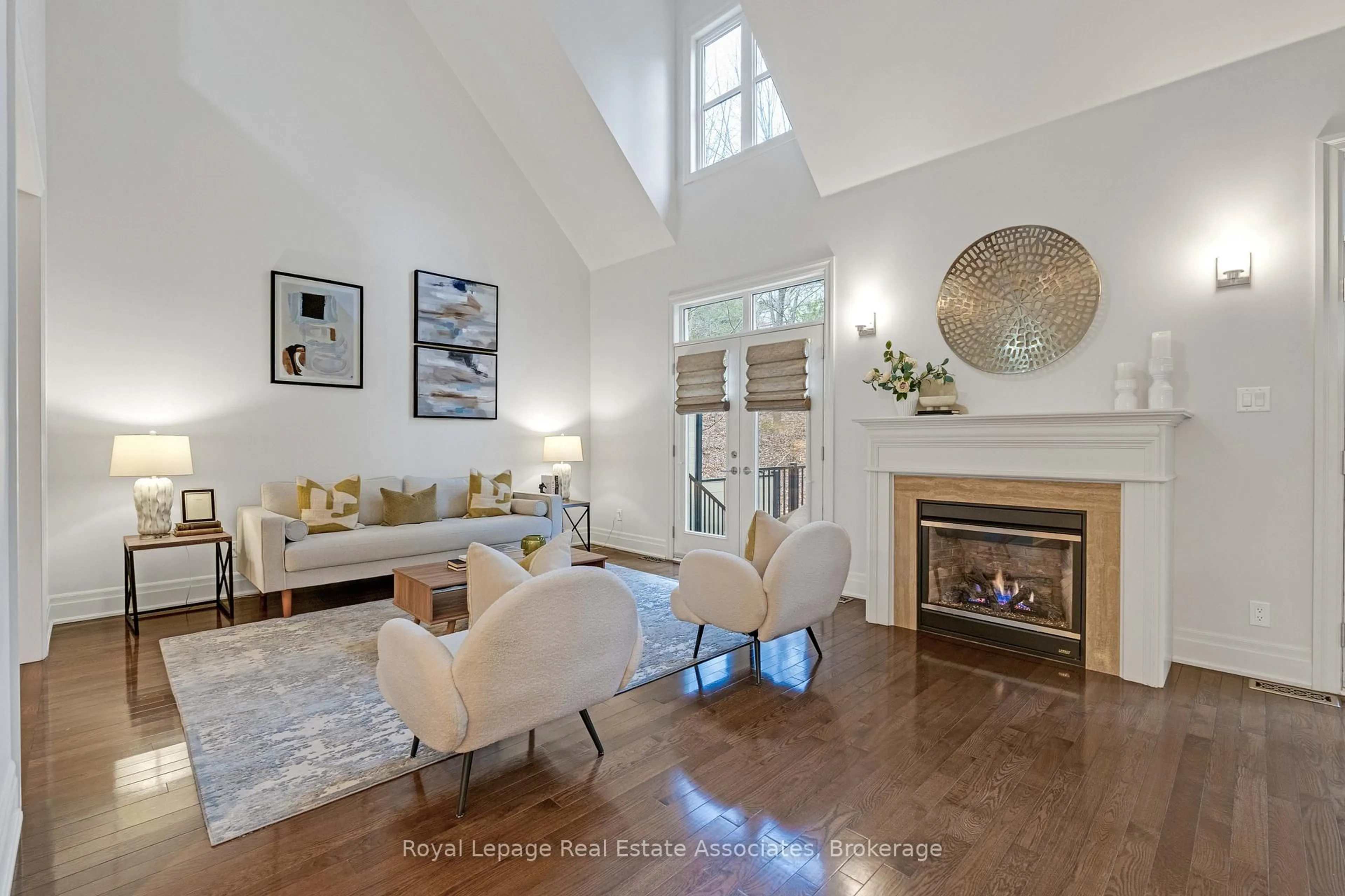 Living room with furniture, unknown for 1915 Broad Hollow Gate #103, Mississauga Ontario L5L 6A3