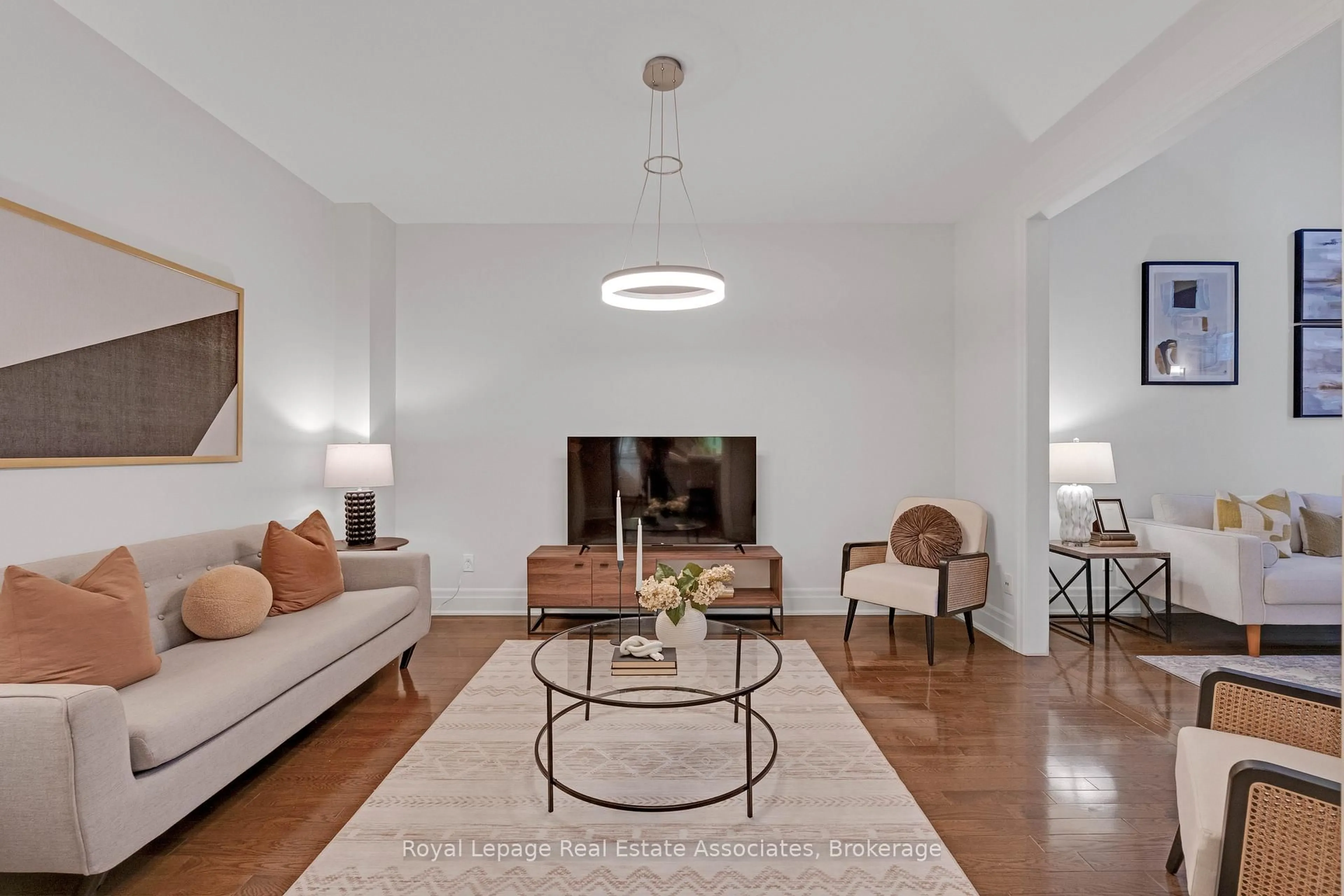 Living room with furniture, unknown for 1915 Broad Hollow Gate #103, Mississauga Ontario L5L 6A3