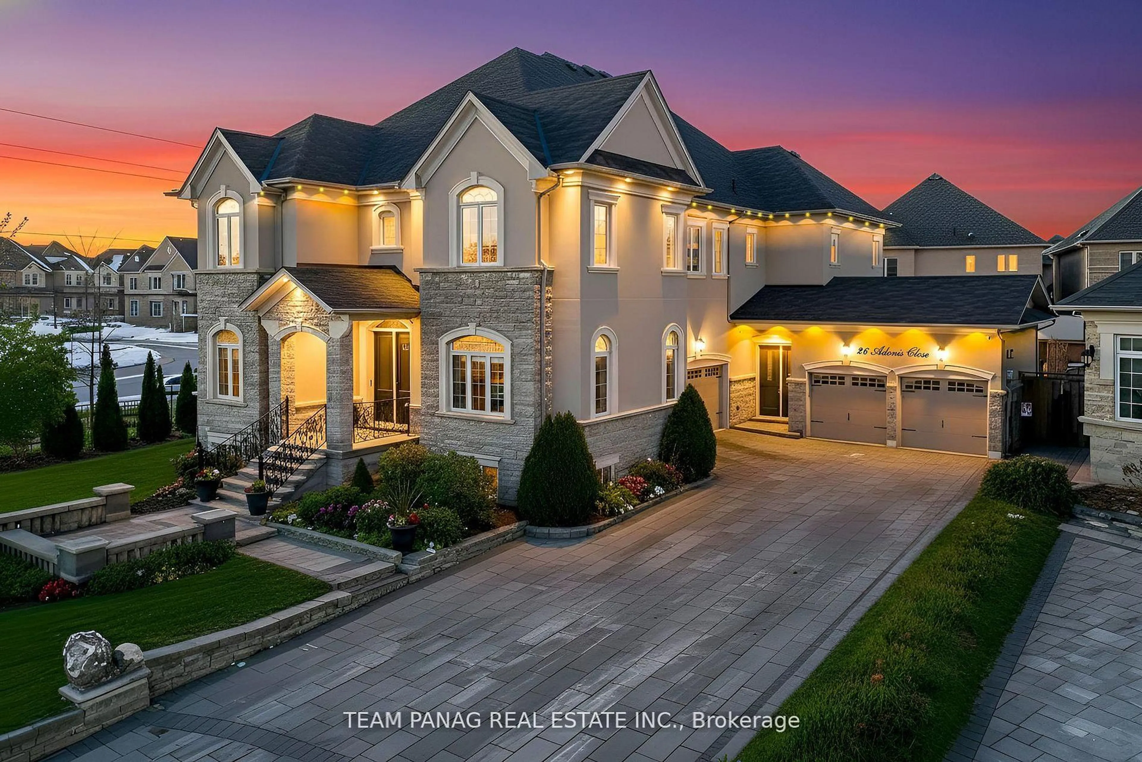 A pic from outside/outdoor area/front of a property/back of a property/a pic from drone, street for 26 Adonis Clse, Brampton Ontario L6P 4K4