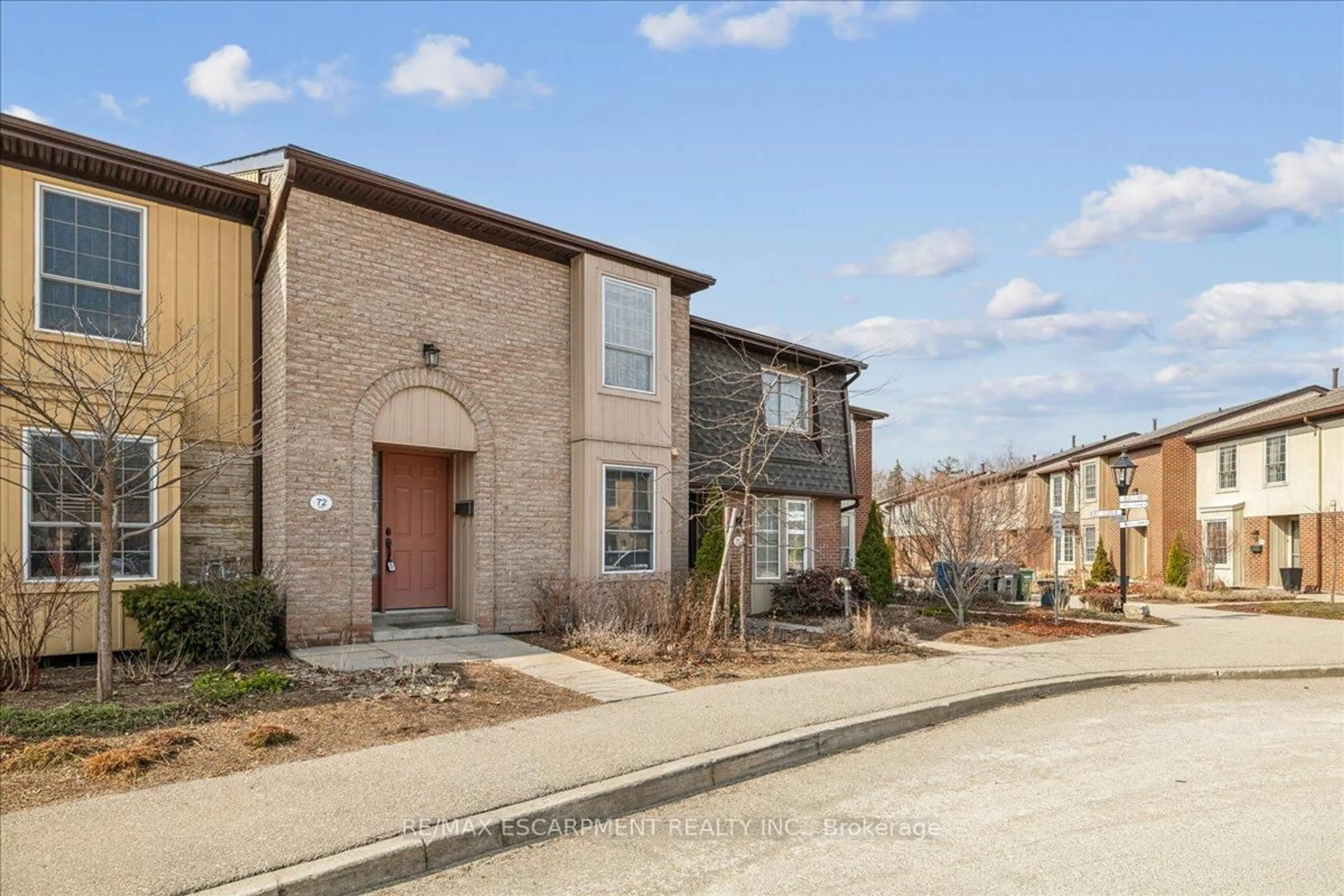 Home with brick exterior material, street for 3025 Glencrest Rd #72, Burlington Ontario L7N 3K1