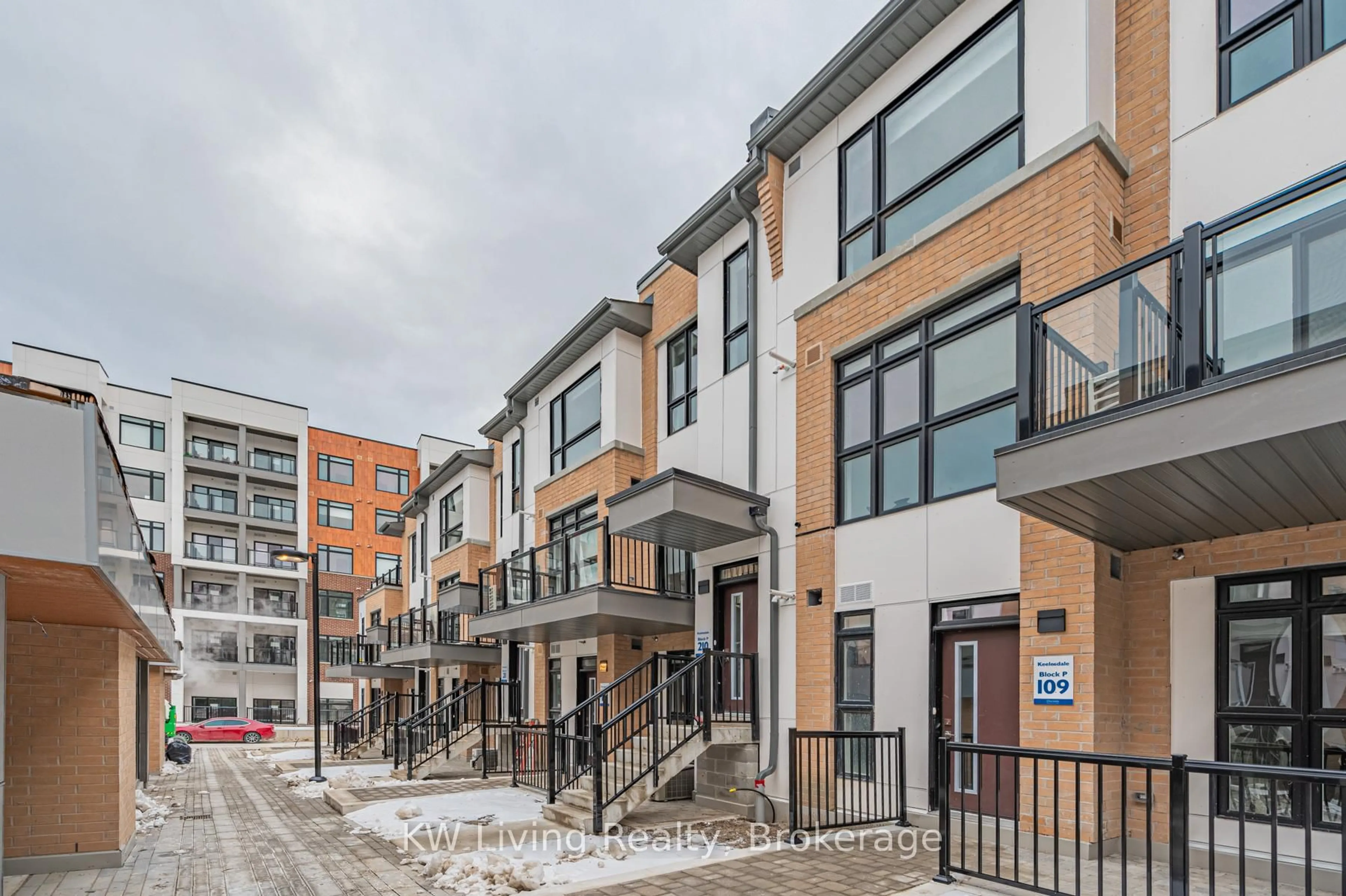 Unknown for 145 Canon Jackson Dr #210, Toronto Ontario M6M 0E1