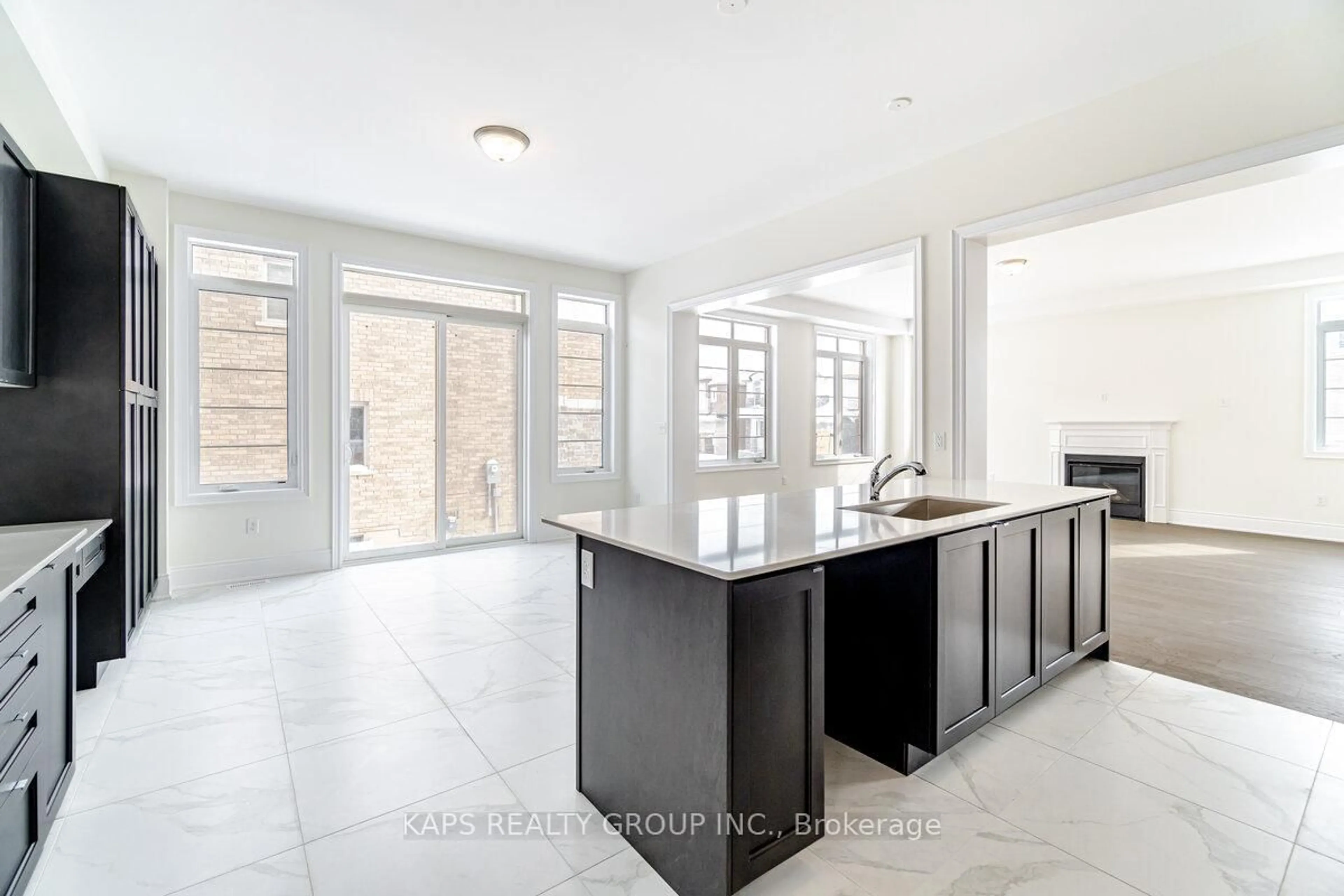 Open concept kitchen, ceramic/tile floor for 85 Donald Stewart Rd, Brampton Ontario L7A 0C3