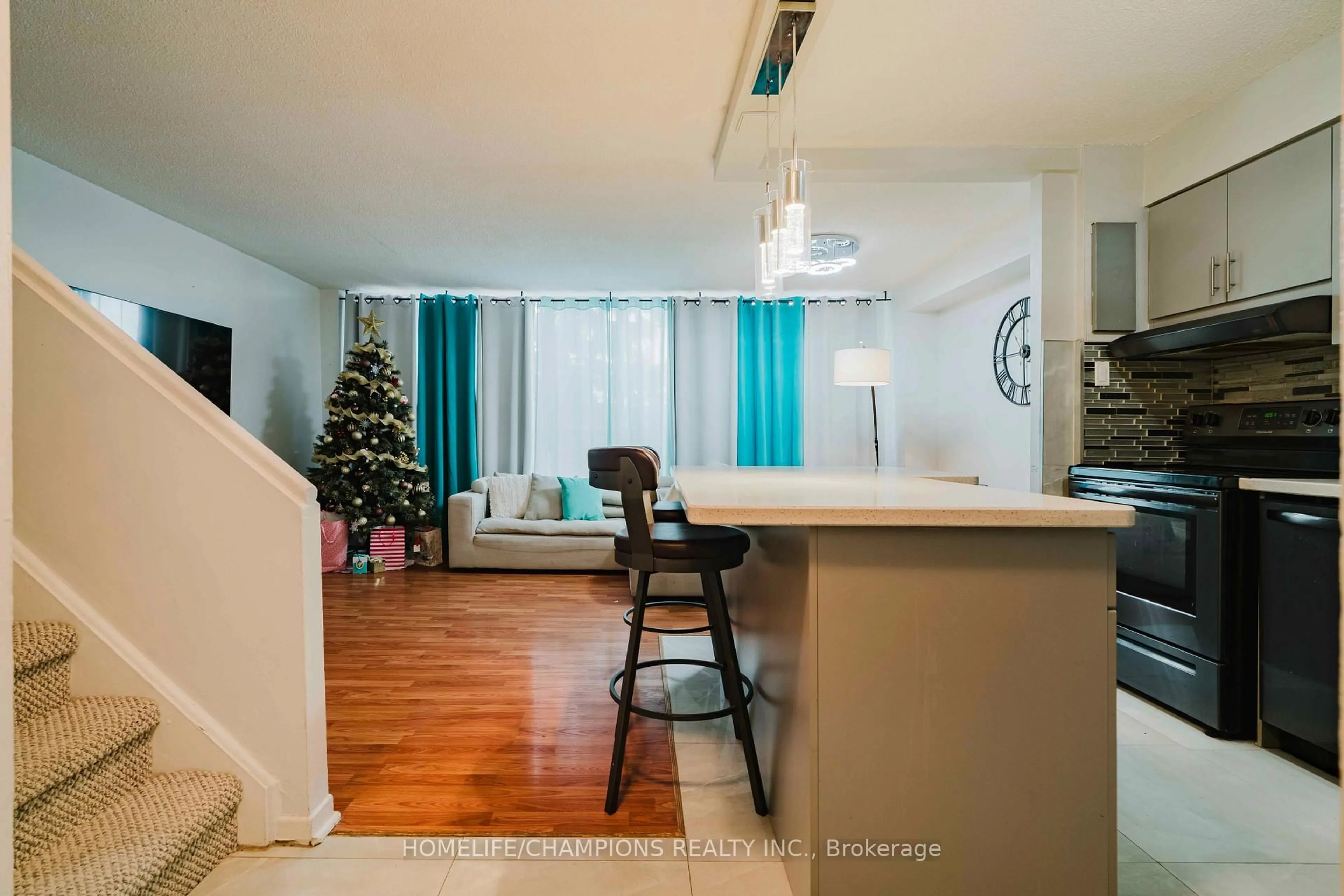 Unknown for 1050 Stainton Dr #205, Mississauga Ontario L5C 2T8