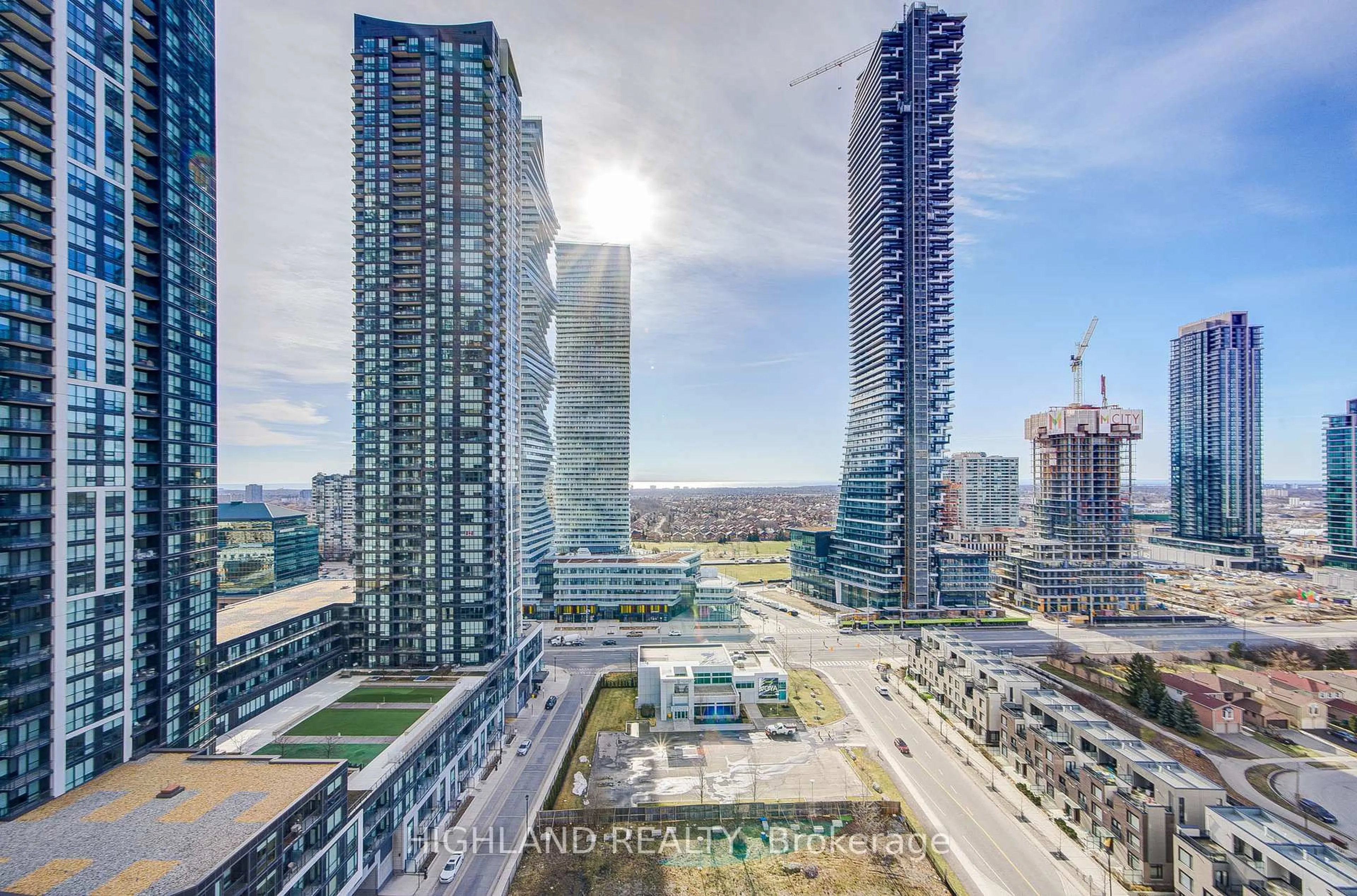 A pic from outside/outdoor area/front of a property/back of a property/a pic from drone, city buildings view from balcony for 4055 Parkside Village Dr #1918, Mississauga Ontario L5B 0K8