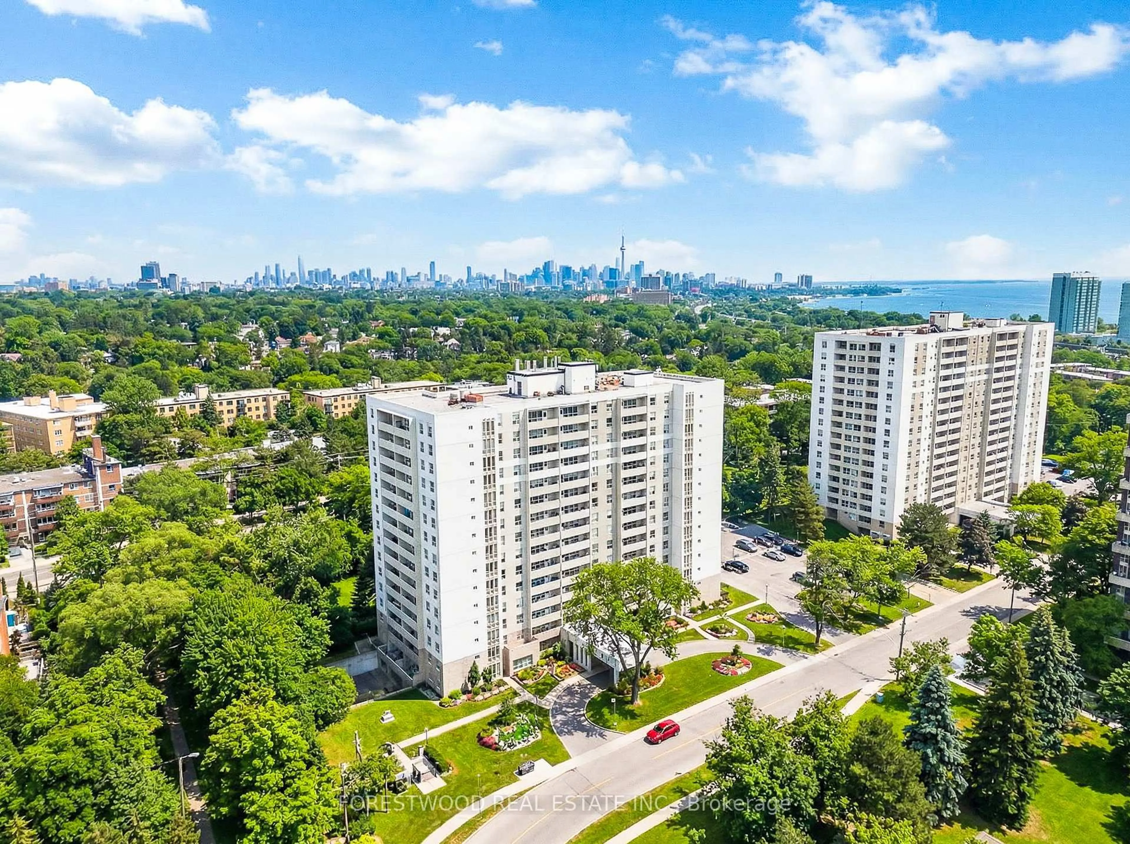 A pic from outside/outdoor area/front of a property/back of a property/a pic from drone, city buildings view from balcony for 65 Southport St #402, Toronto Ontario M6S 3N6