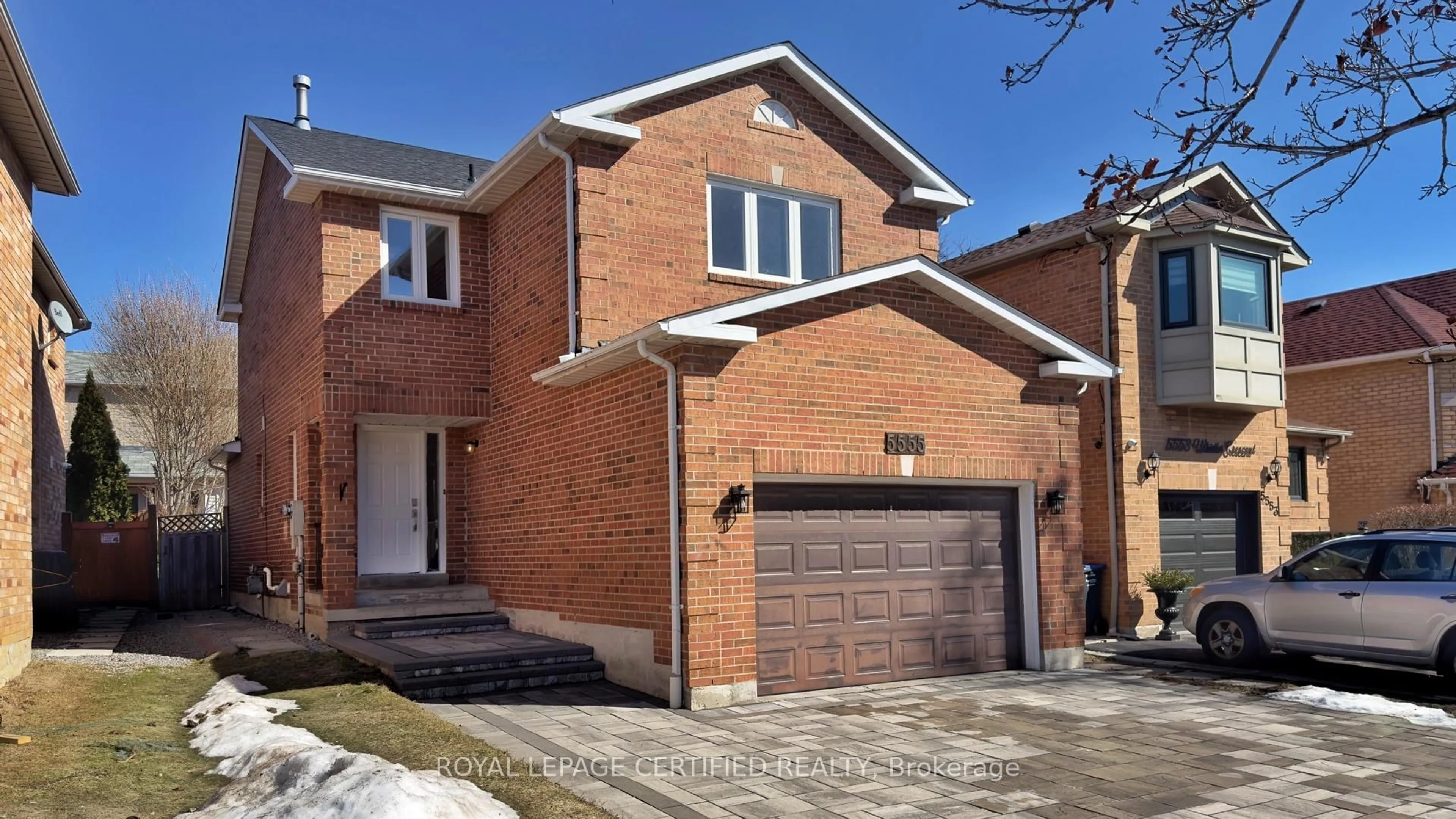 Home with brick exterior material, street for 5555 WHISTLER Cres, Mississauga Ontario L4Z 3R5