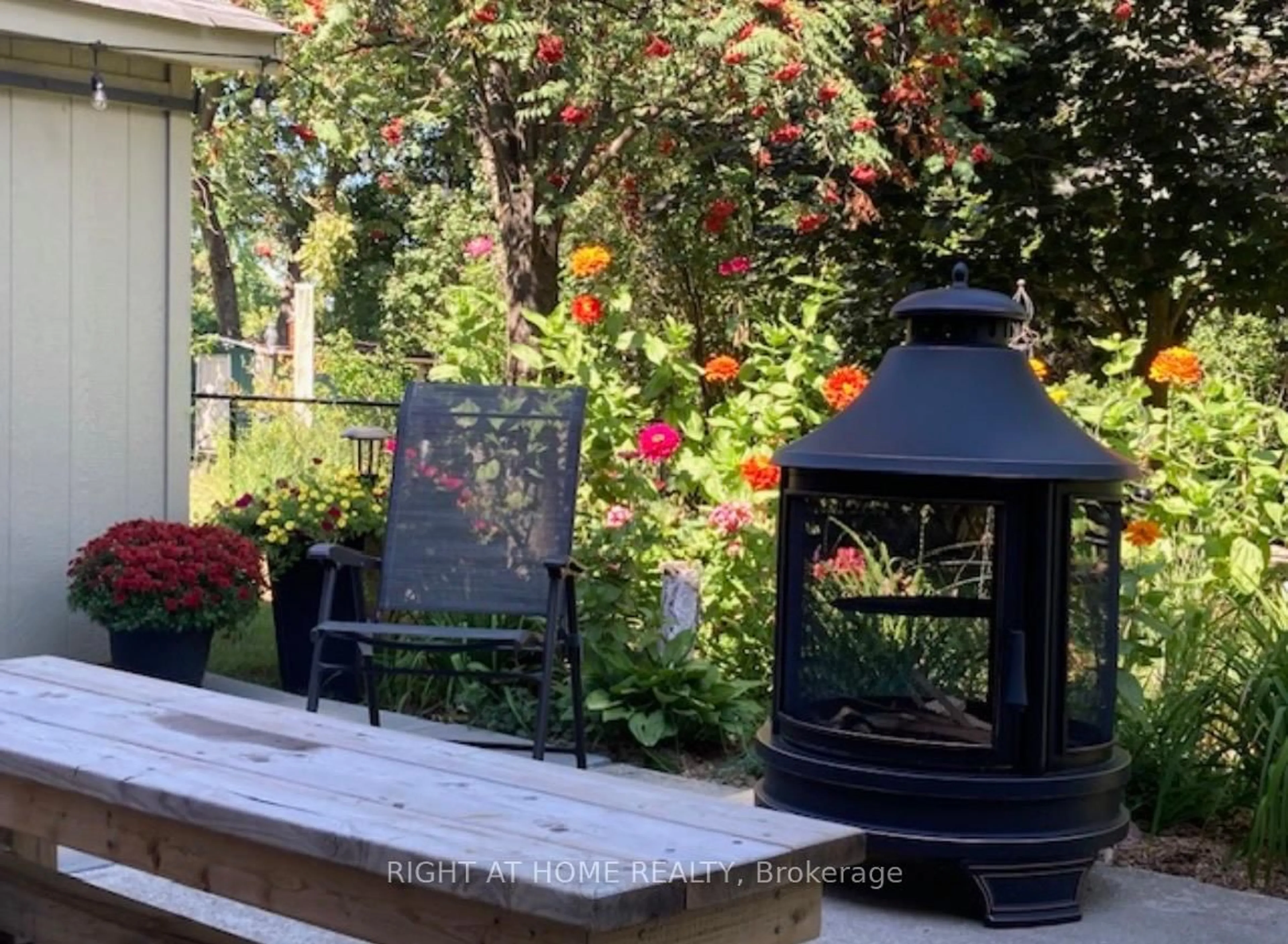 Patio, street for 12 Esker Dr, Brampton Ontario L6Z 3C5