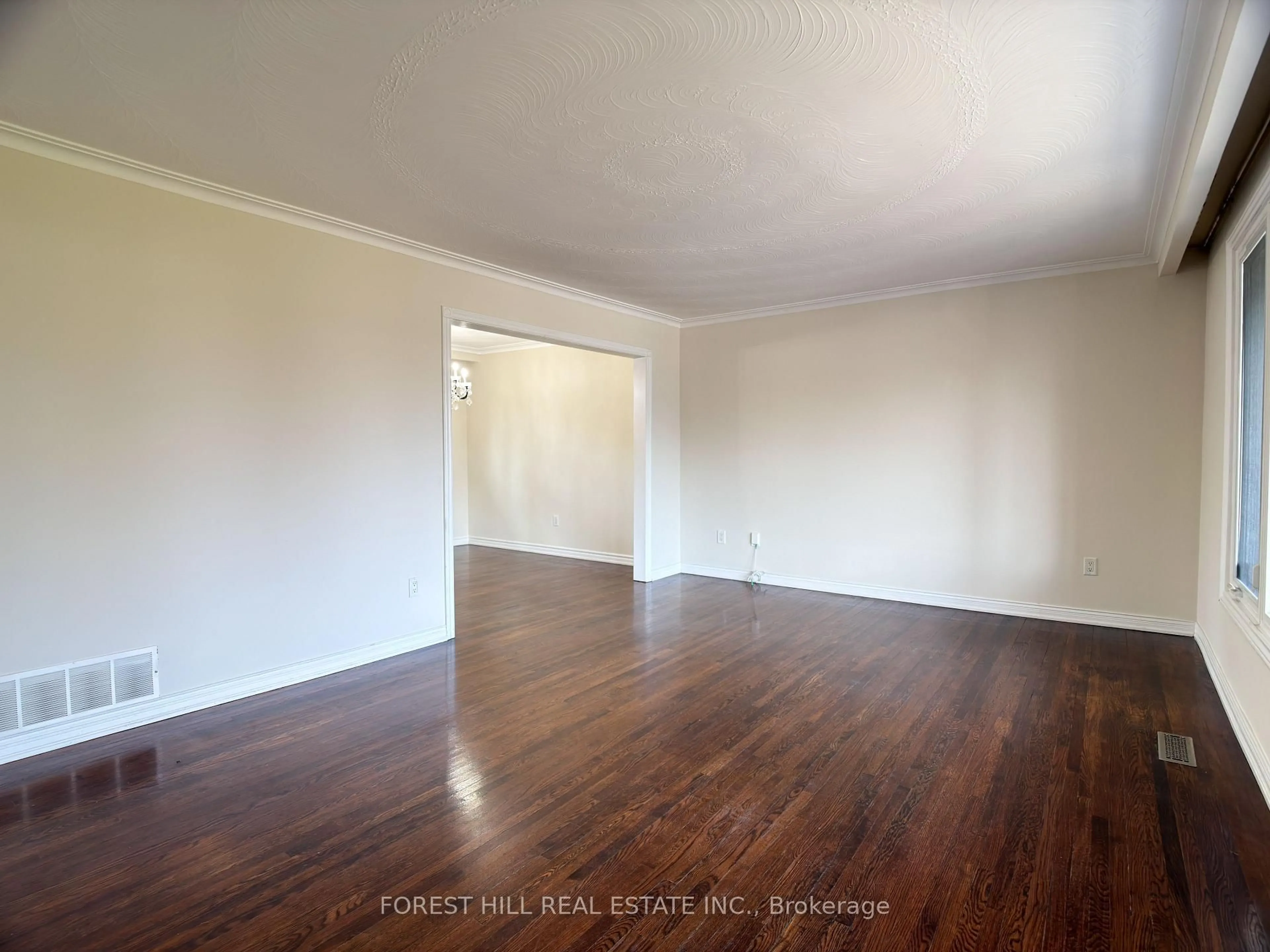 A pic of a room for 1178 Kipling Ave, Toronto Ontario M9B 3M6