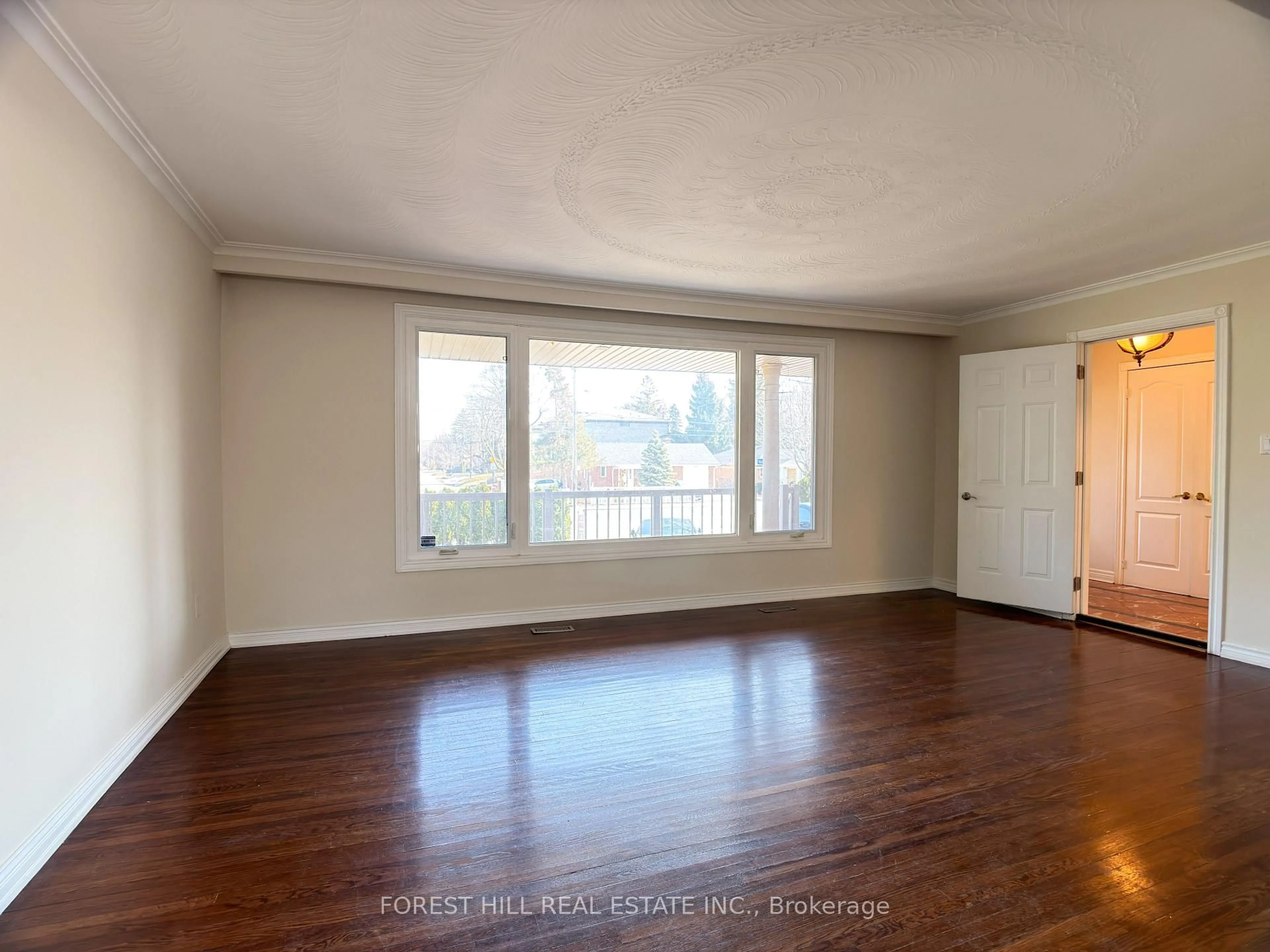 A pic of a room for 1178 Kipling Ave, Toronto Ontario M9B 3M6