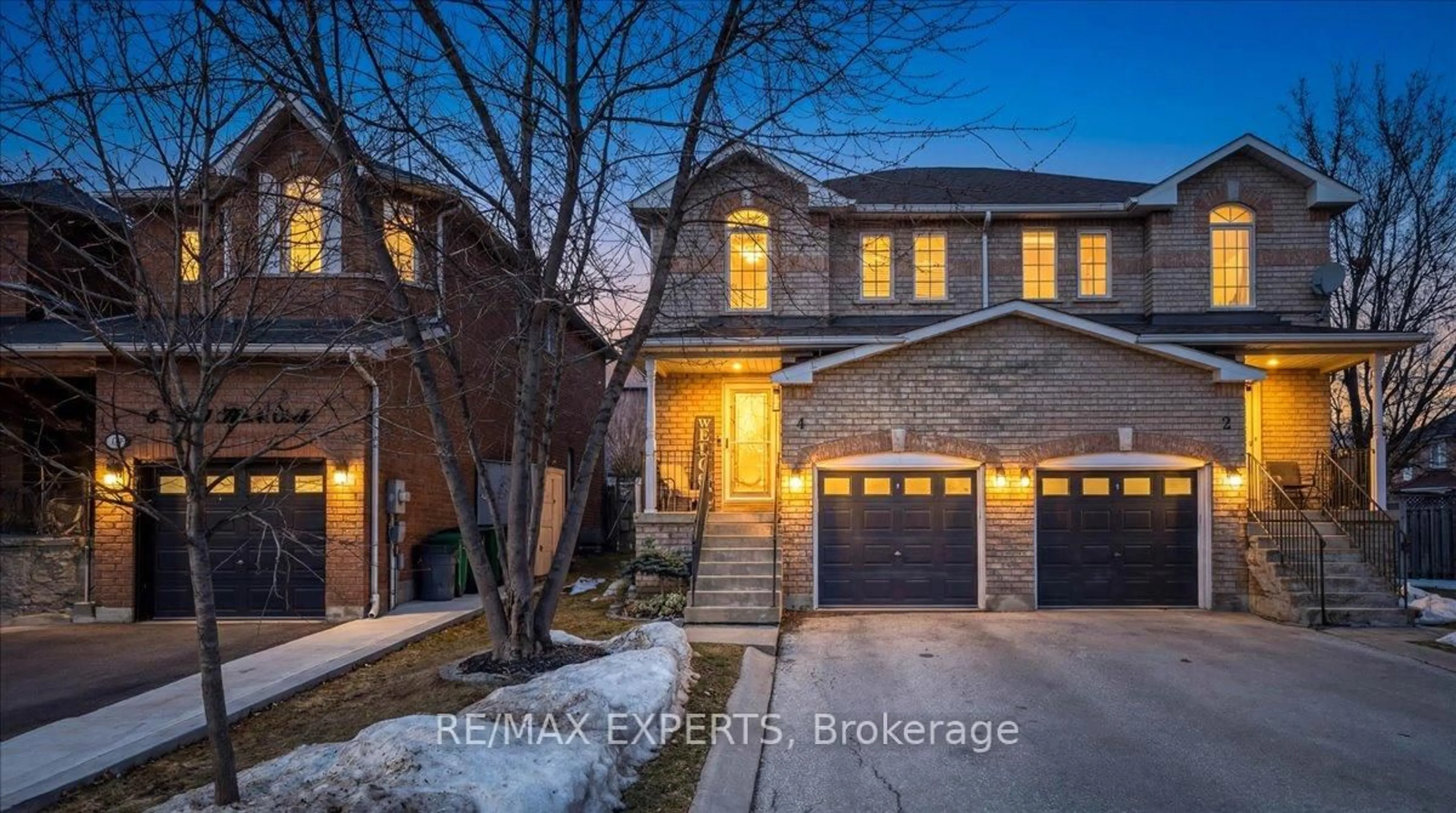 Home with brick exterior material, street for 4 Knoll Haven Circ, Caledon Ontario L7E 2R8
