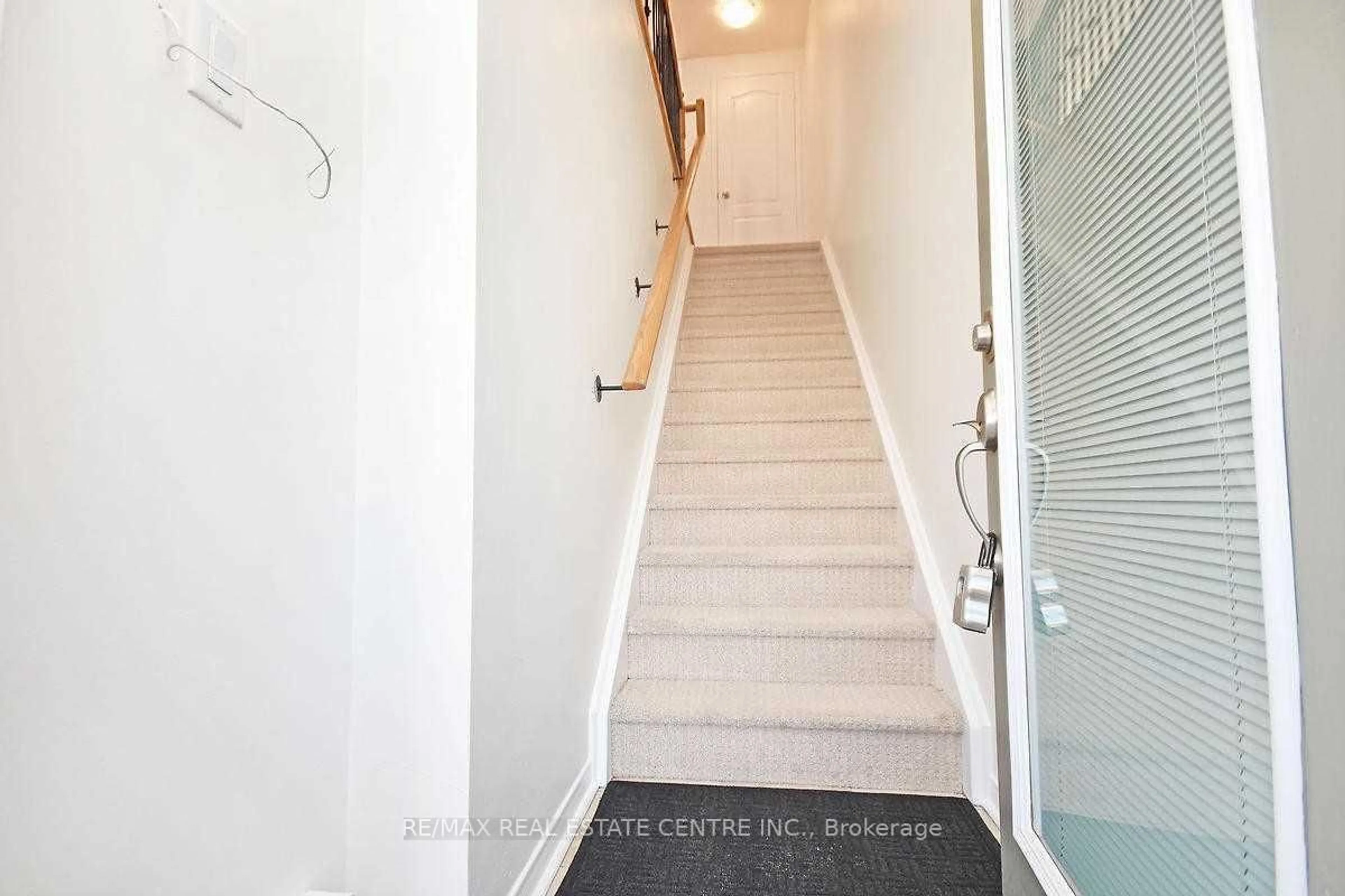 Unknown for 5605 Oscar Peterson Blvd #4, Mississauga Ontario L5M 0T2