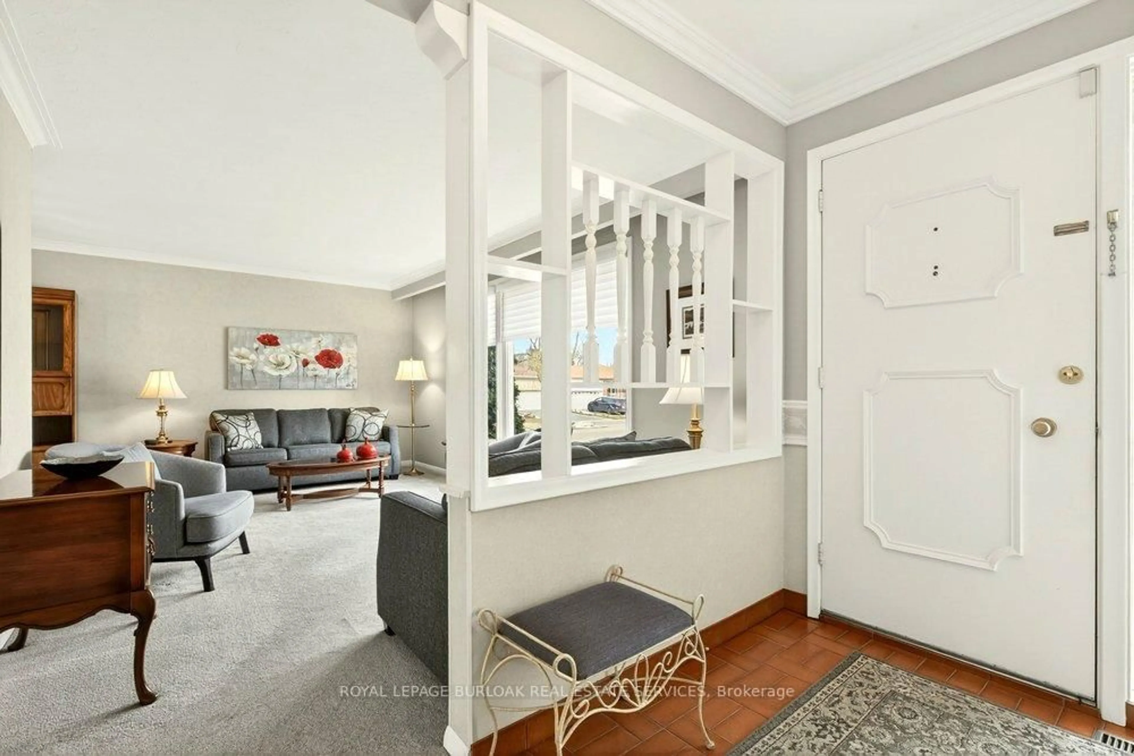 Indoor entryway for 83 Sunvale Dr, Toronto Ontario M9R 1Z4