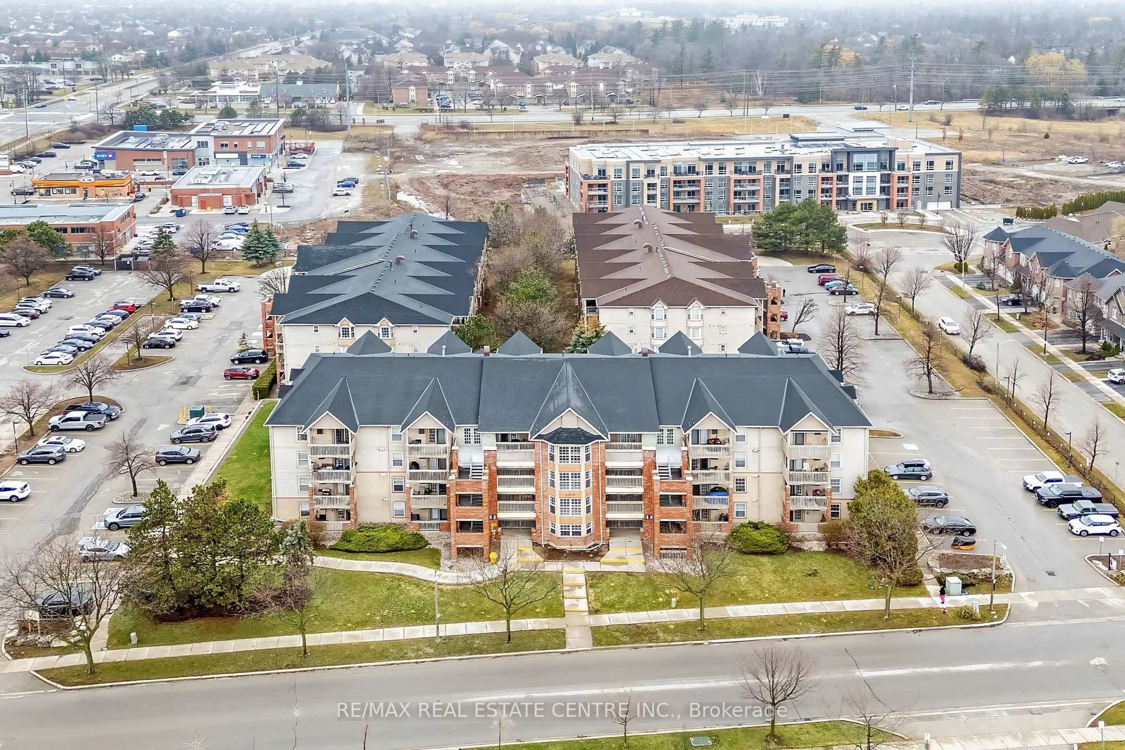 A pic from outside/outdoor area/front of a property/back of a property/a pic from drone, city buildings view from balcony for 4025 Kilmer Dr #308, Burlington Ontario L7M 4M5