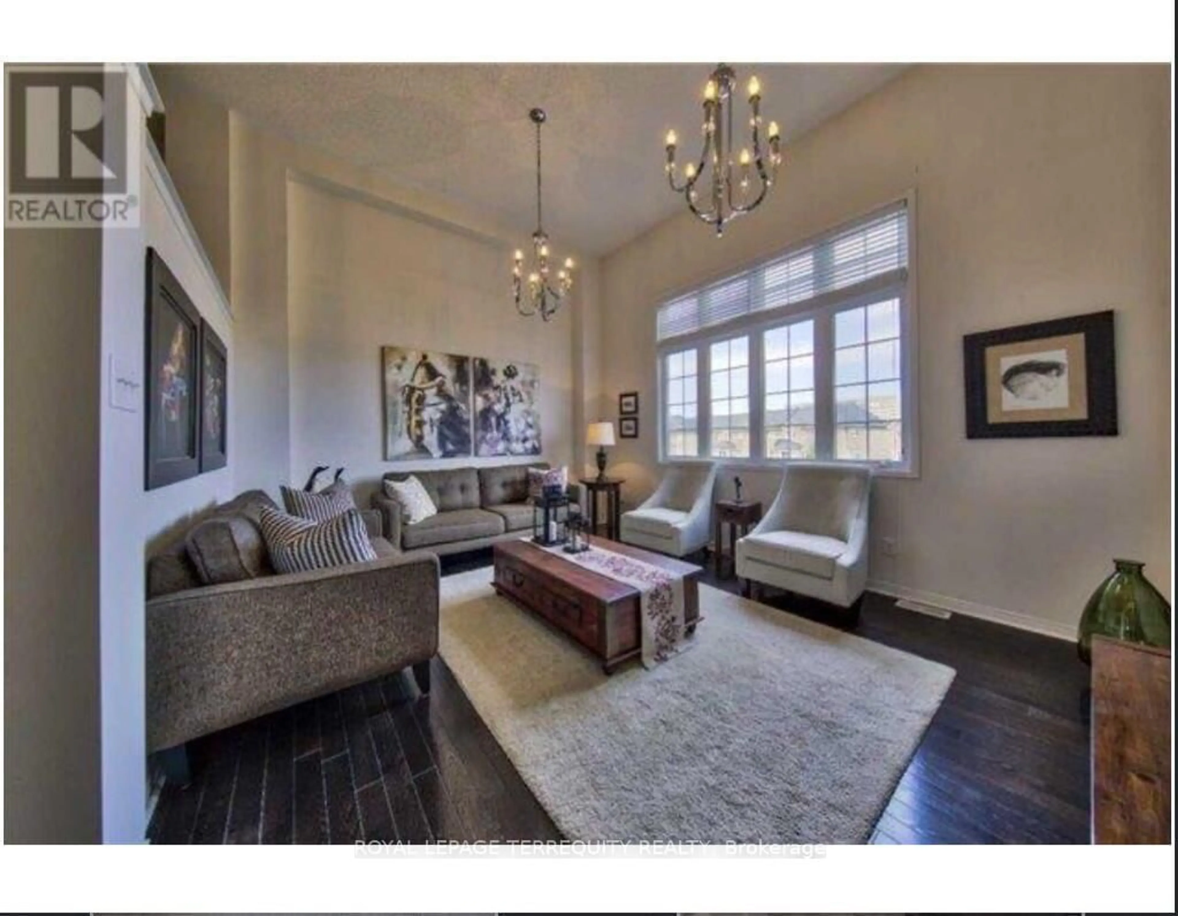 Living room with furniture, unknown for 2171 Fiddlers Way #39, Oakville Ontario L6M 0R9