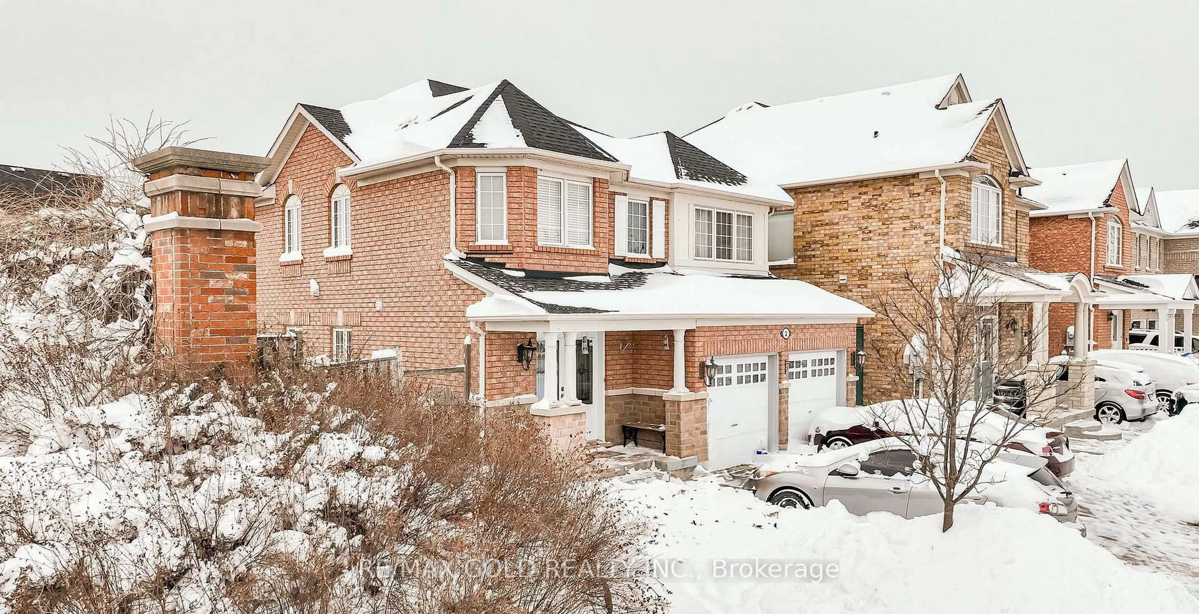 Home with brick exterior material, street for 2 Zimmer St, Brampton Ontario L6S 6L3