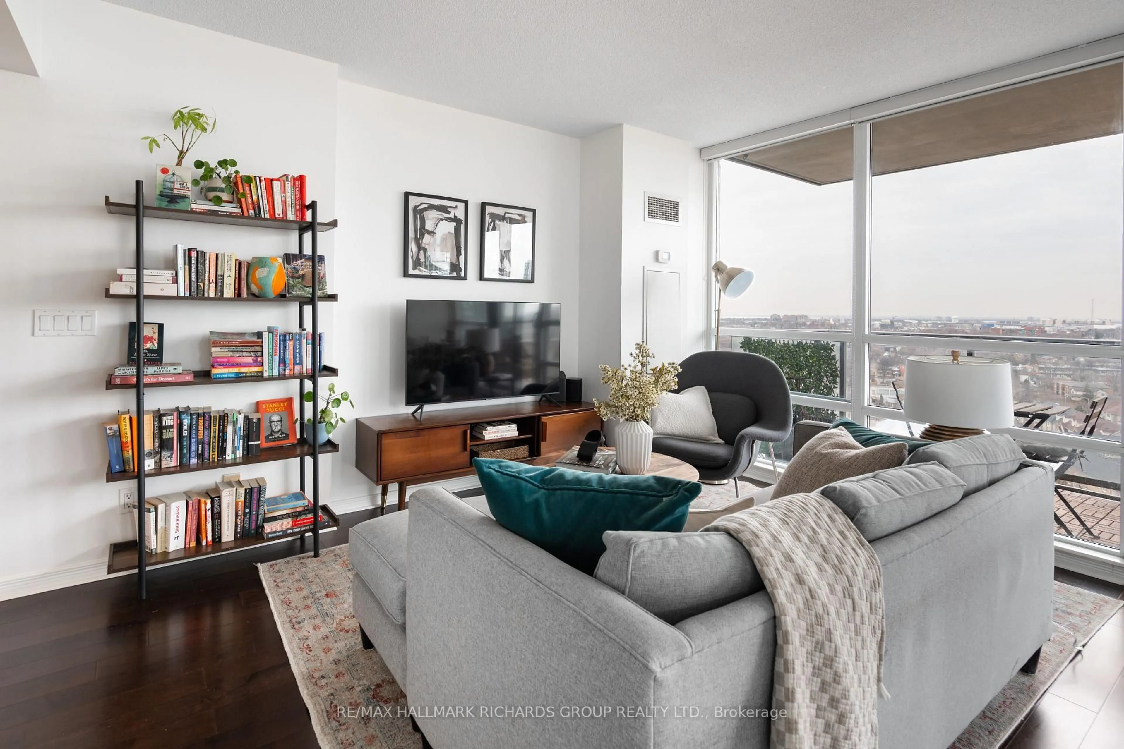Living room with furniture, unknown for 2230 Lake Shore Blvd #1604, Toronto Ontario M8V 0B2